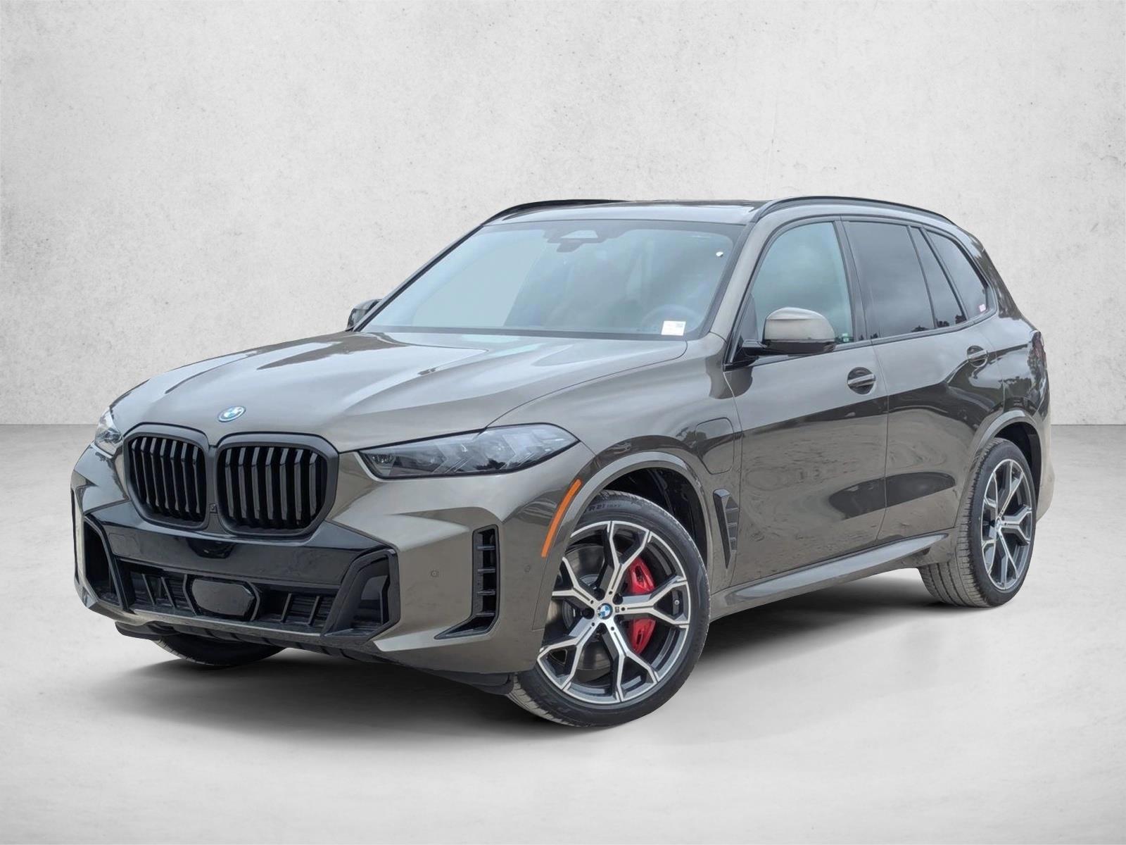 Thumbnail: 2026 BMW X5 - 1