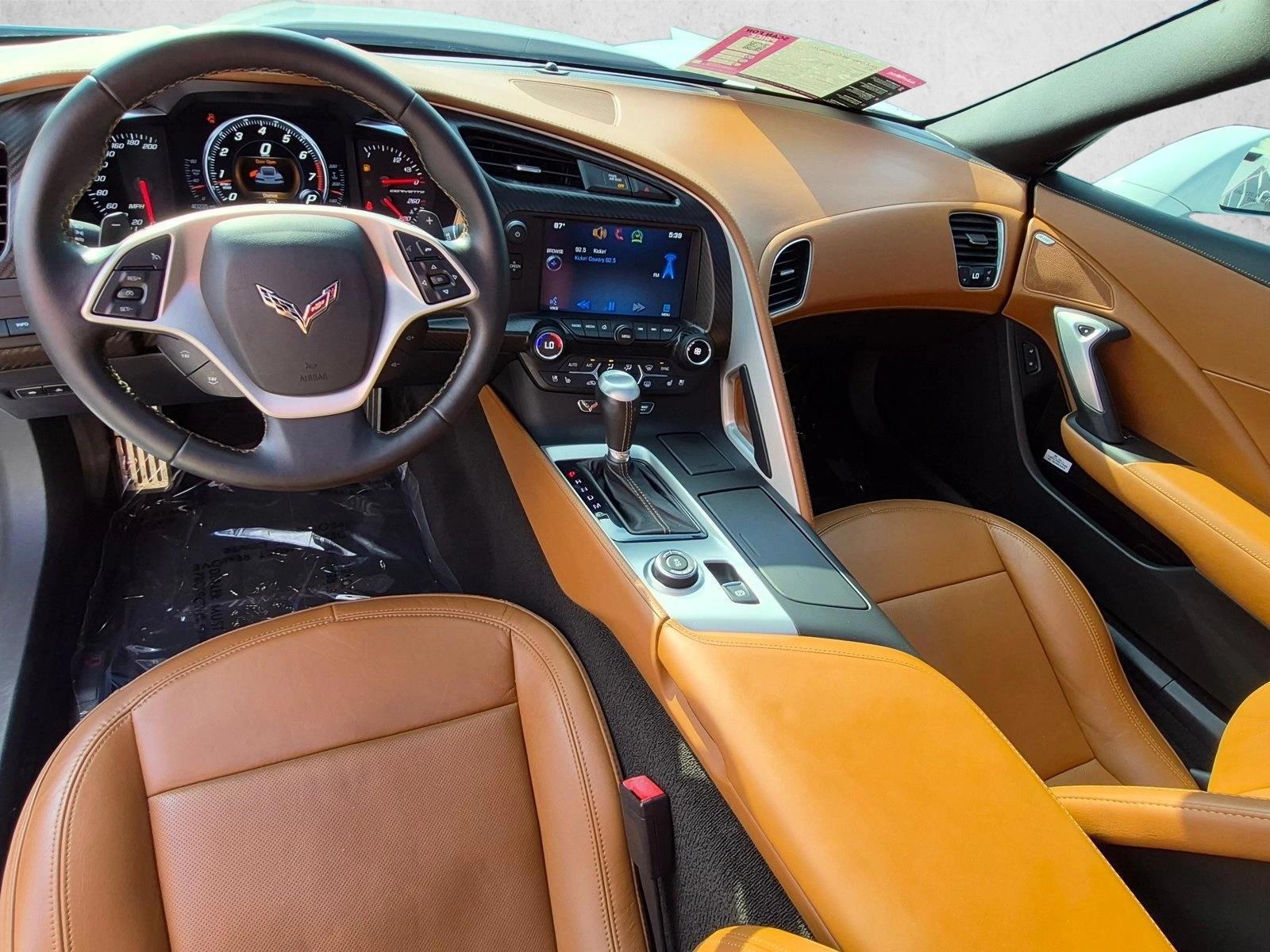 Thumbnail: 2014 Chevrolet Corvette - 3