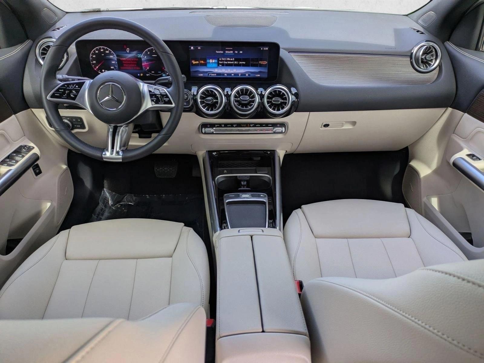 Thumbnail: 2026 Mercedes-Benz GLA - 4