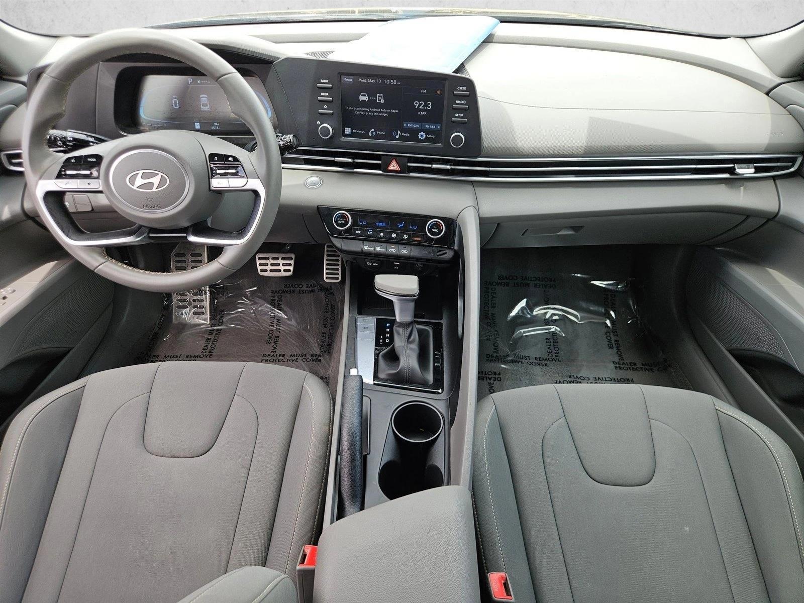 Thumbnail: 2025 Hyundai Elantra - 4