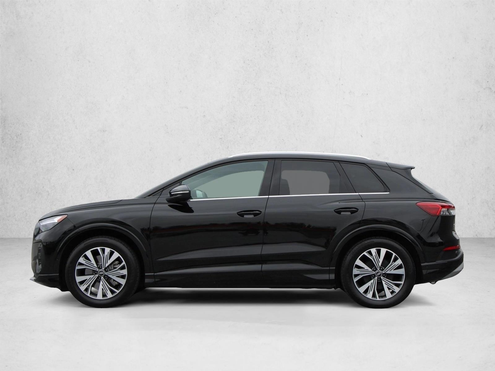 Thumbnail: 2023 Audi Q4 e-tron - 2