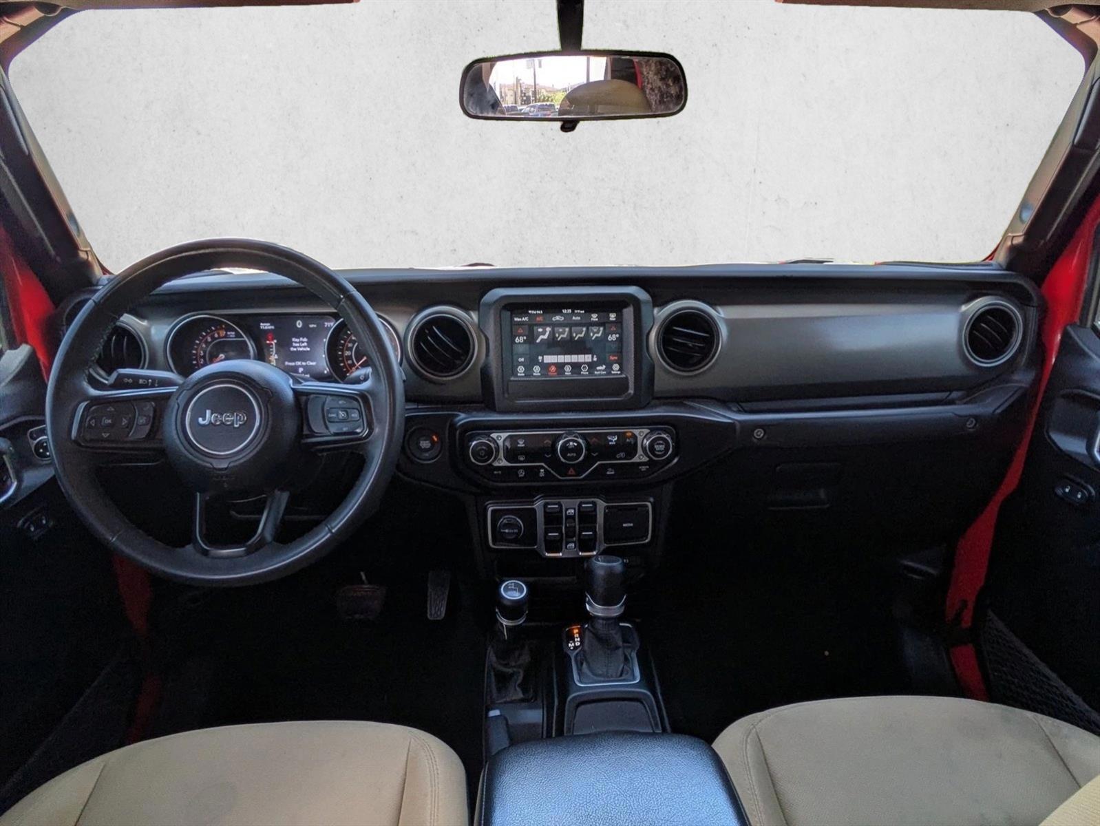 Thumbnail: 2023 Jeep Gladiator - 2