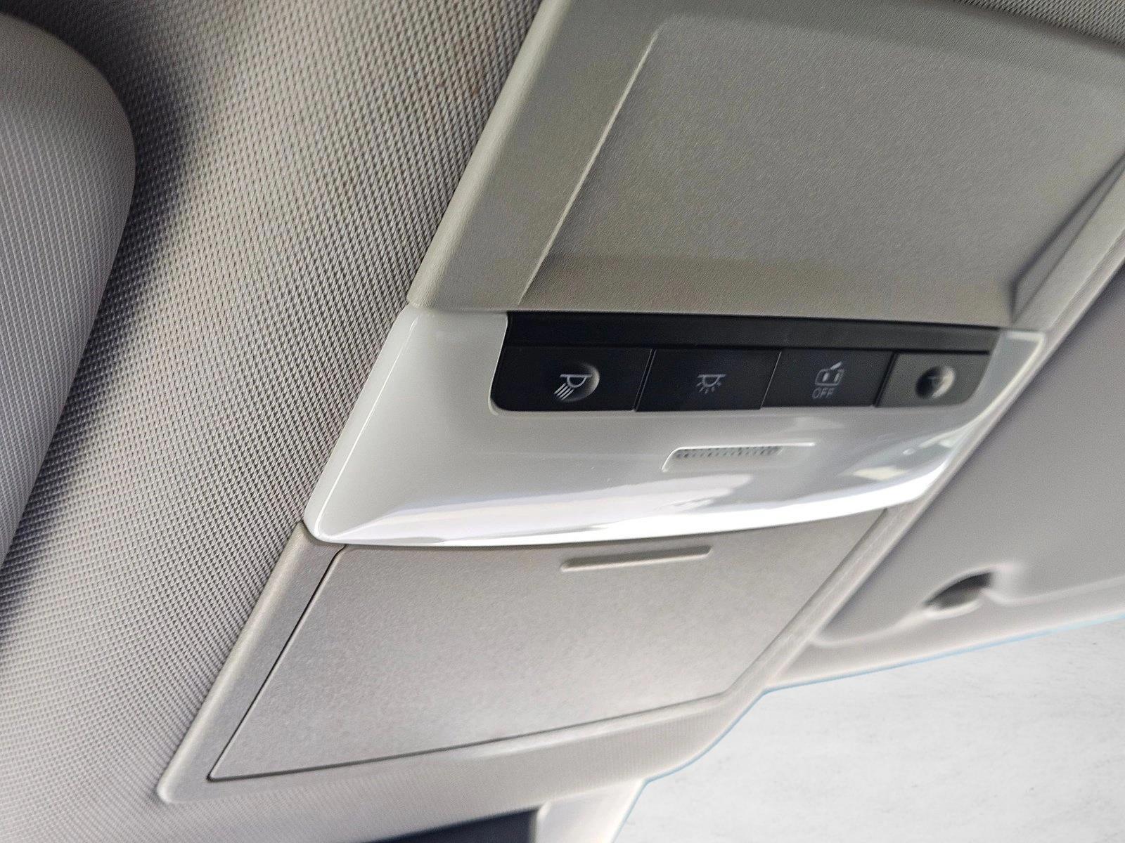 2025 Nissan Rogue S - Photo 13
