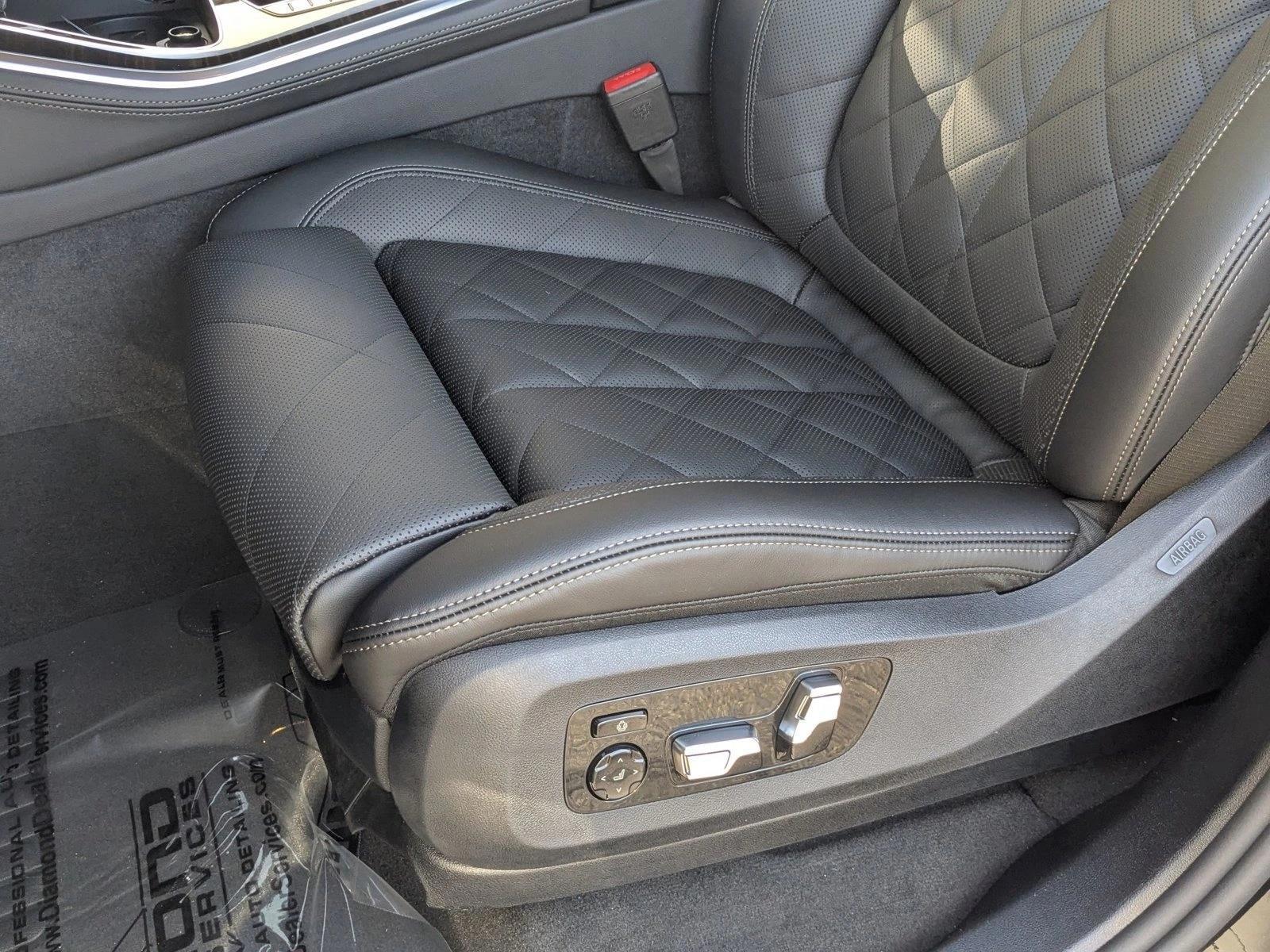 Thumbnail: 2026 BMW X5 - 4