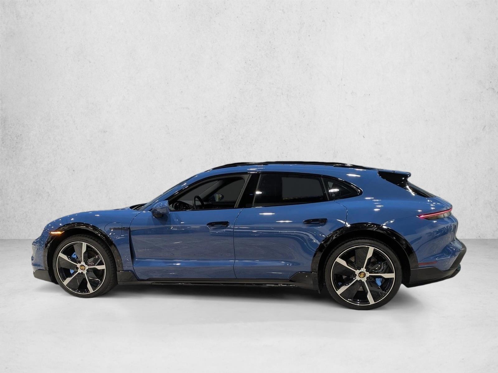 Thumbnail: 2022 Porsche Taycan - 2