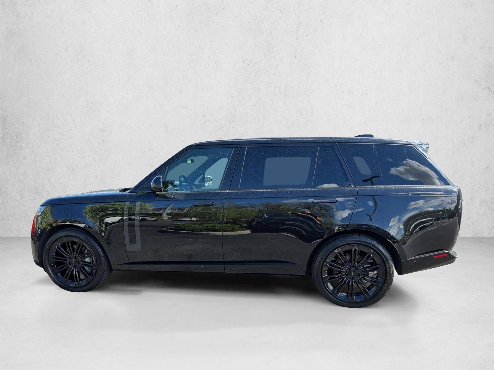 Thumbnail: 2026 Land Rover Range Rover - 2