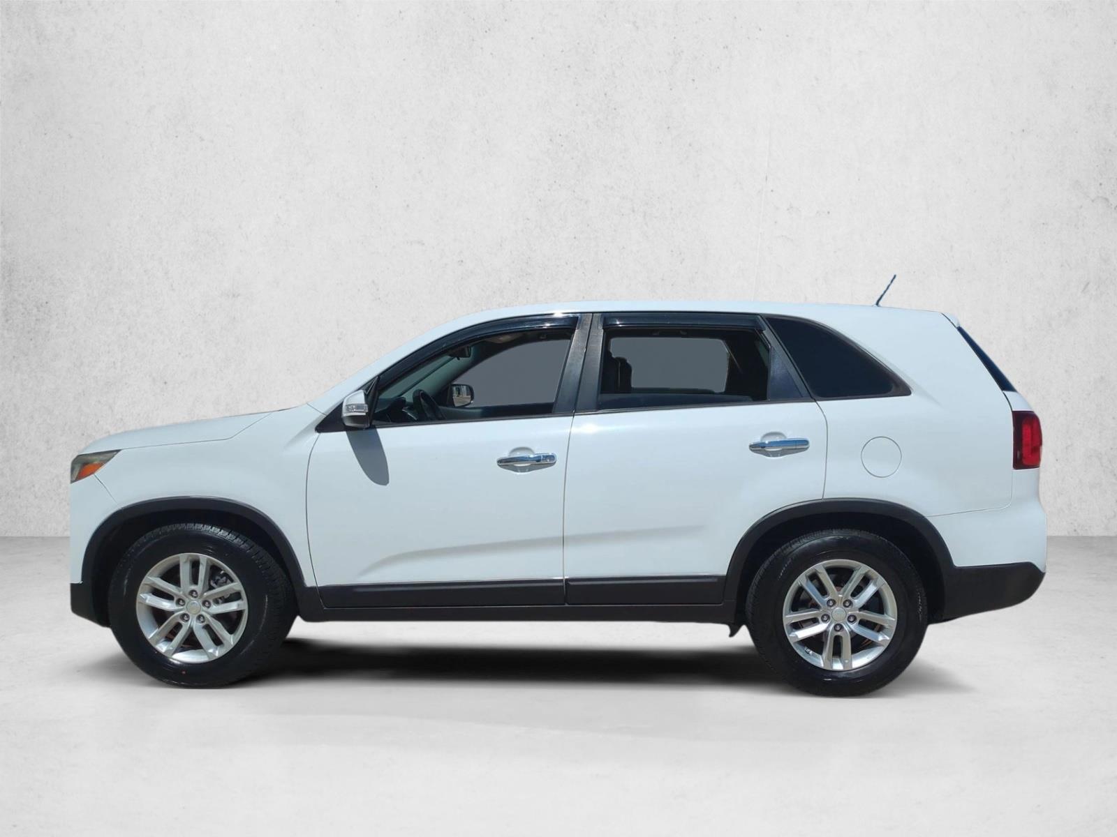 Thumbnail: 2015 Kia Sorento - 2