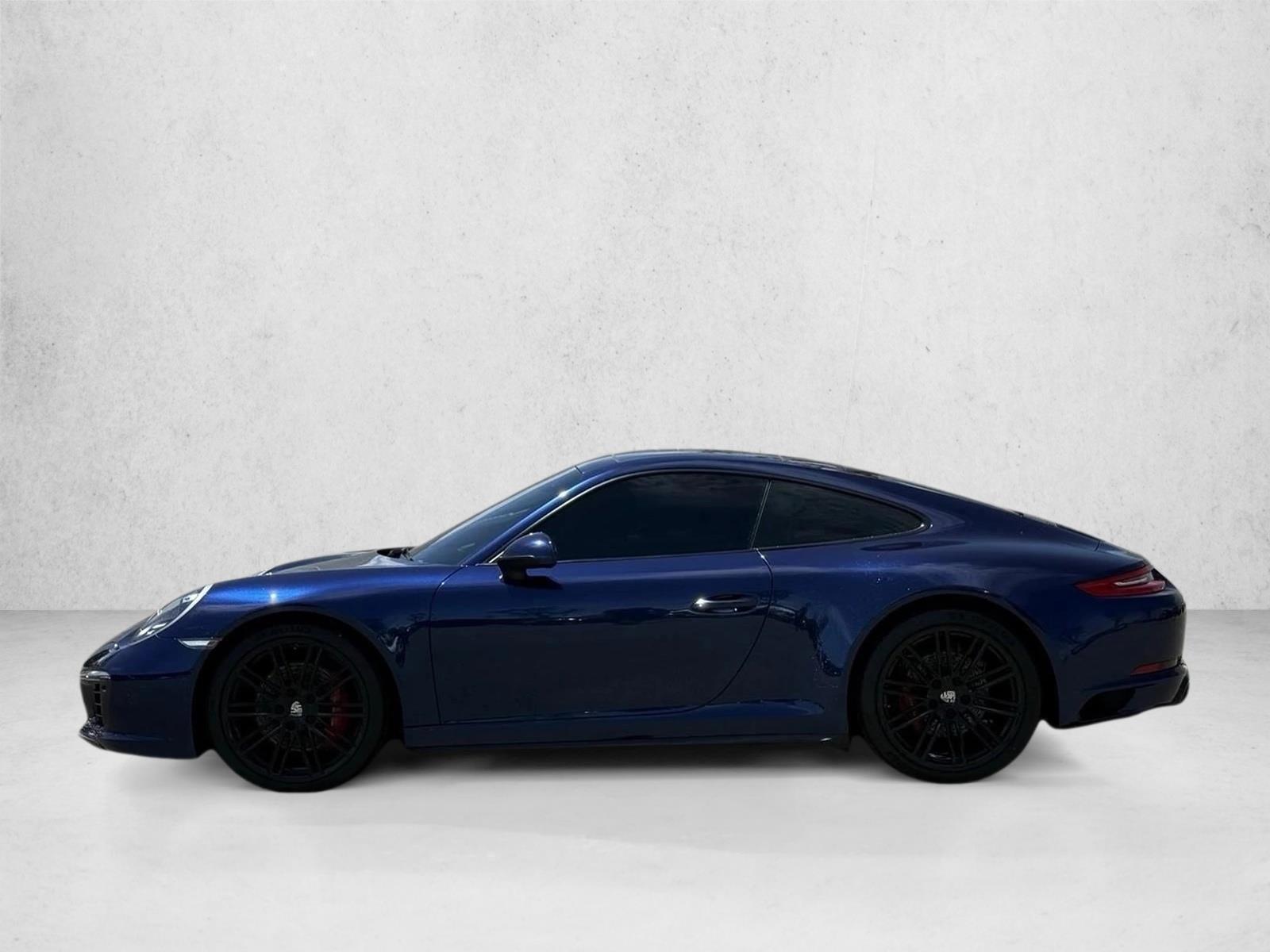 Thumbnail: 2017 Porsche 911 - 2