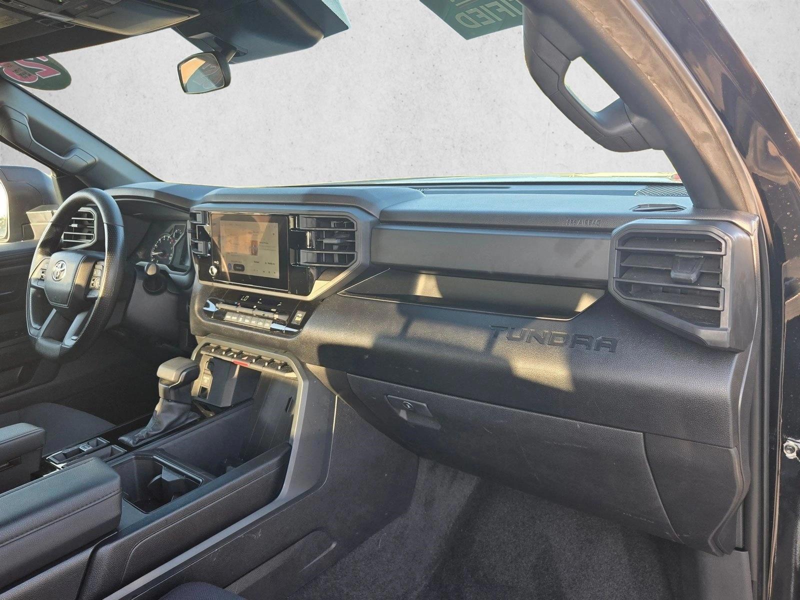 2025 Toyota Tundra SR - Photo 18