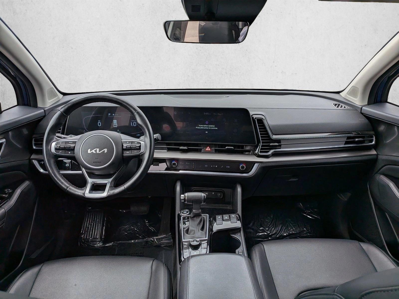 Thumbnail: 2023 Kia Sportage - 3