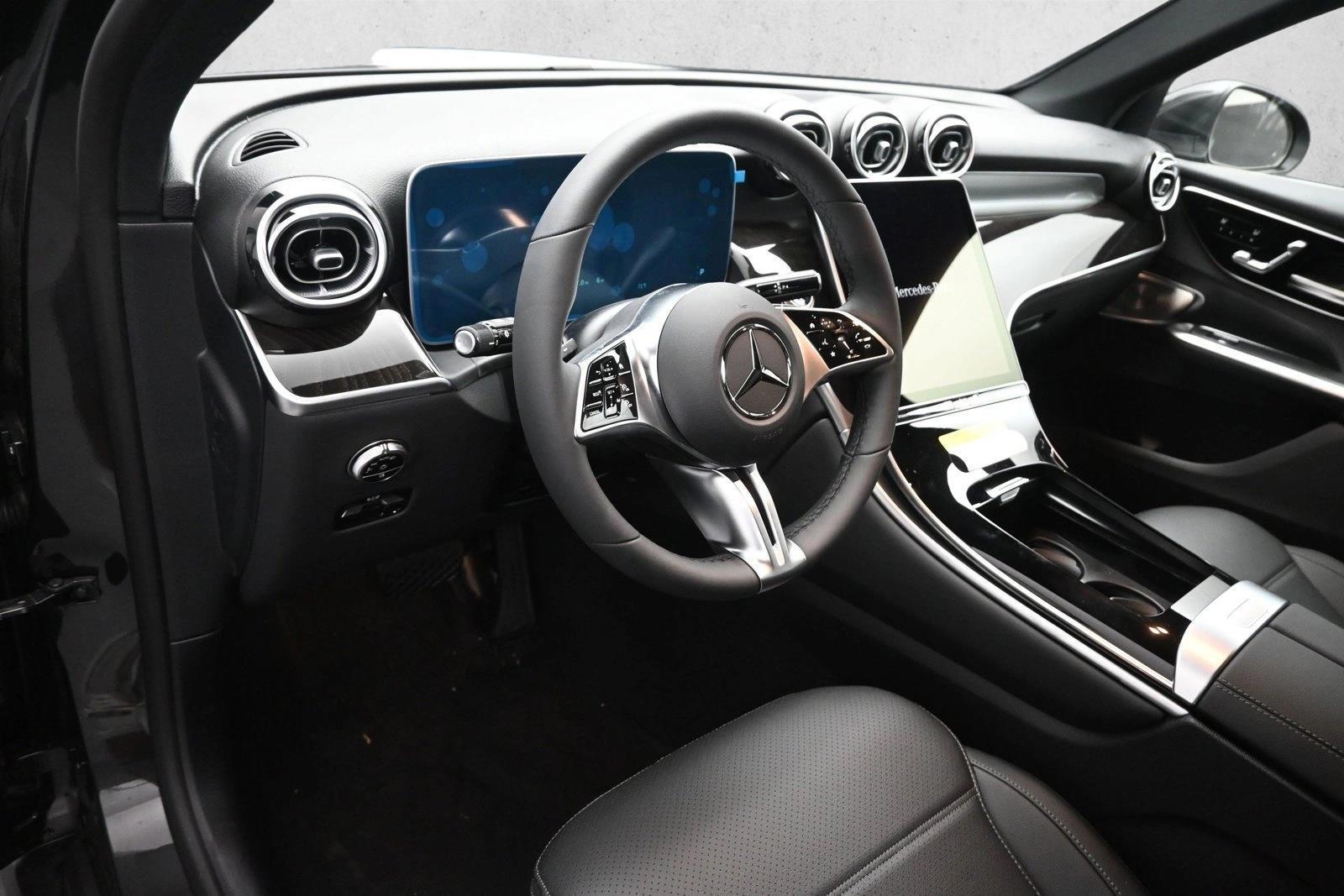 Thumbnail: 2026 Mercedes-Benz GLC - 3