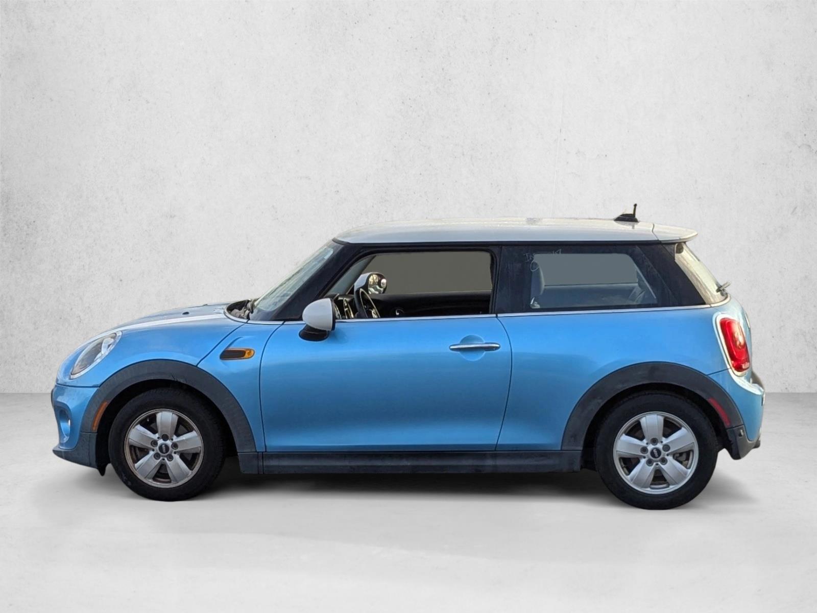 Thumbnail: 2017 MINI Cooper Hardtop - 2
