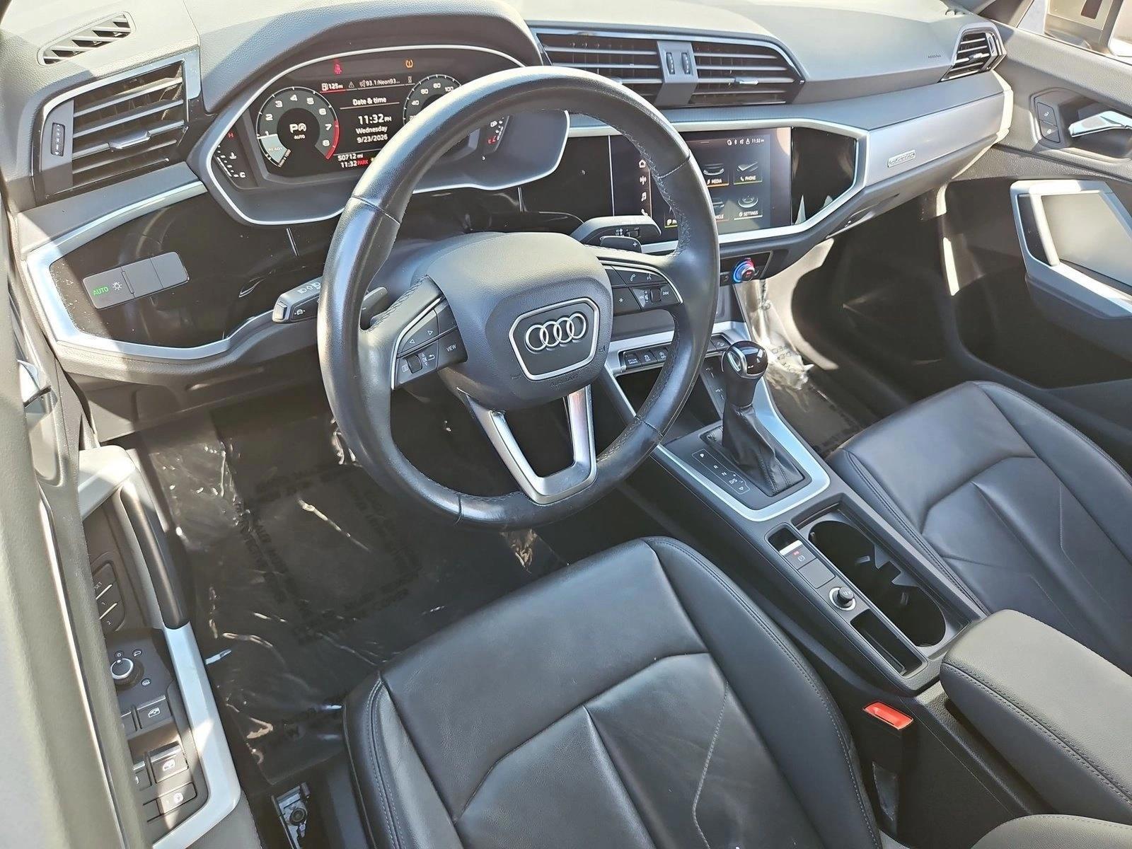 Thumbnail: 2022 Audi Q3 - 3