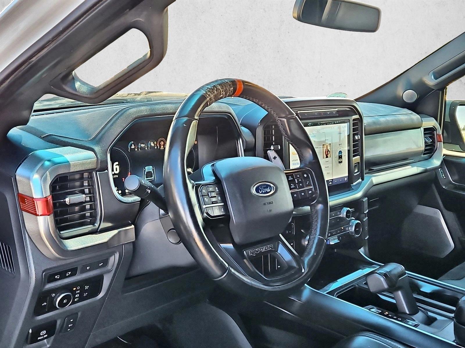 2023 Ford F-150 Raptor - Photo 15