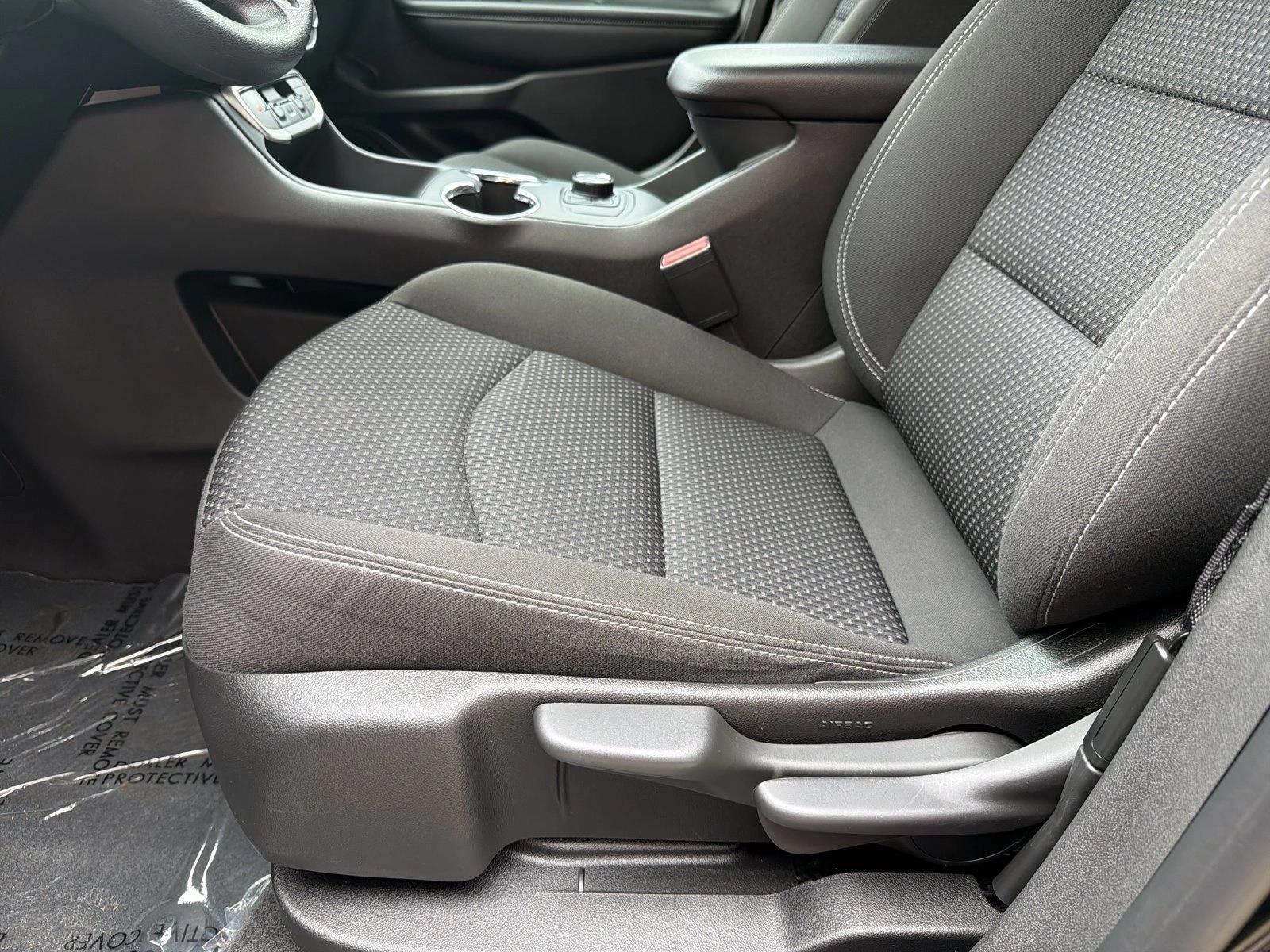 Thumbnail: 2024 GMC Terrain - 3