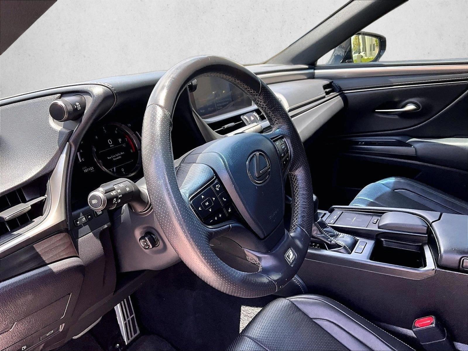2019 Lexus ES F SPORT - Photo 13
