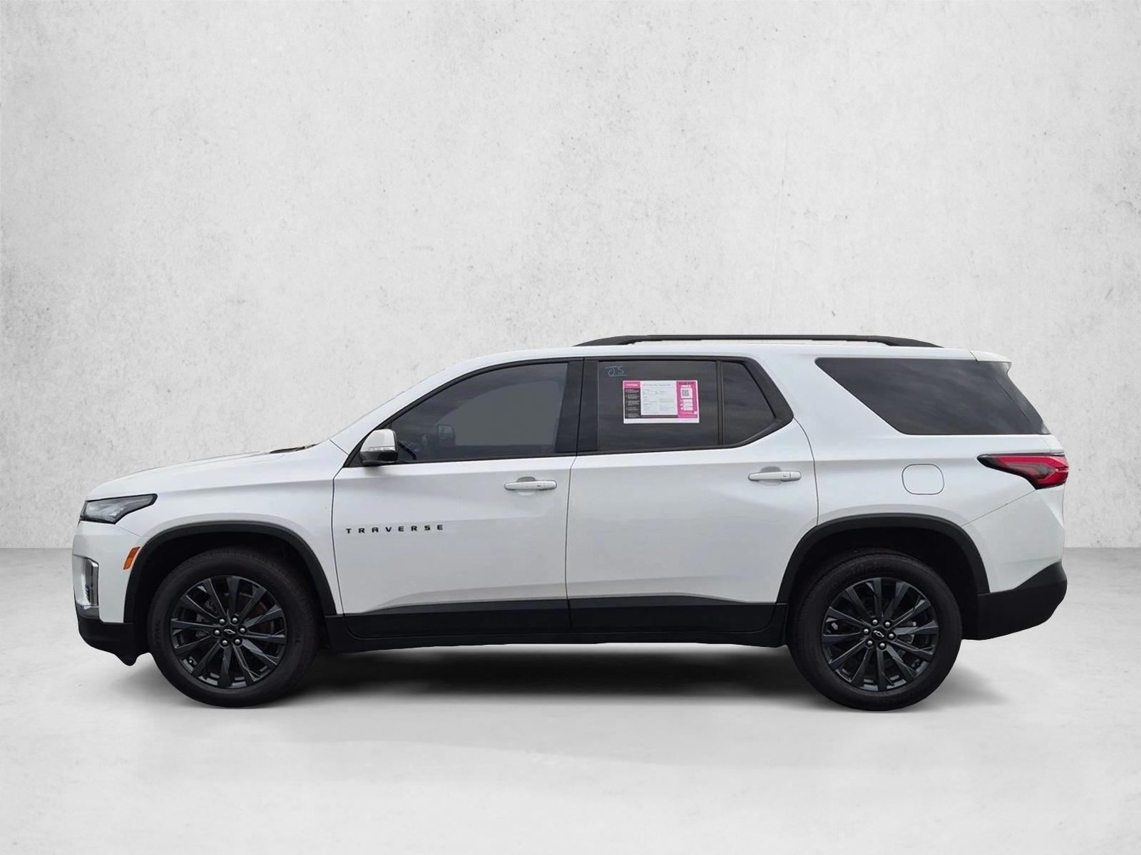 Thumbnail: 2022 Chevrolet Traverse - 2