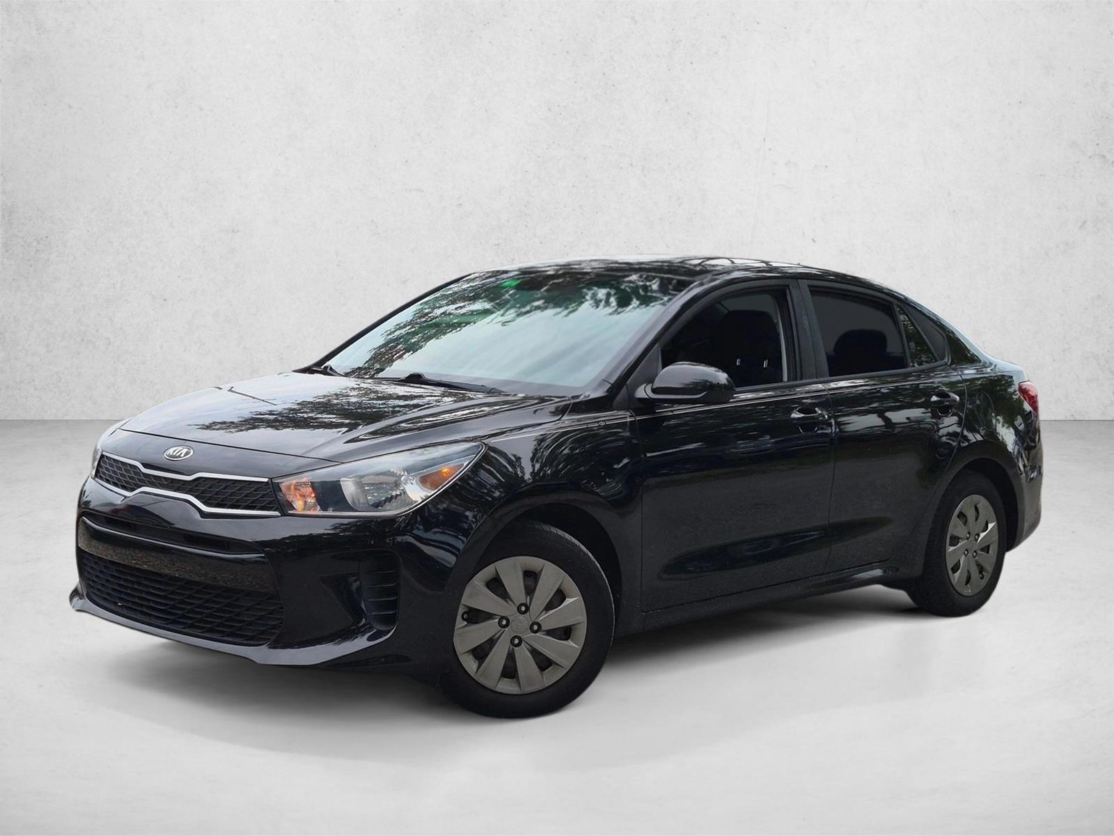 Thumbnail: 2019 Kia Rio - 1