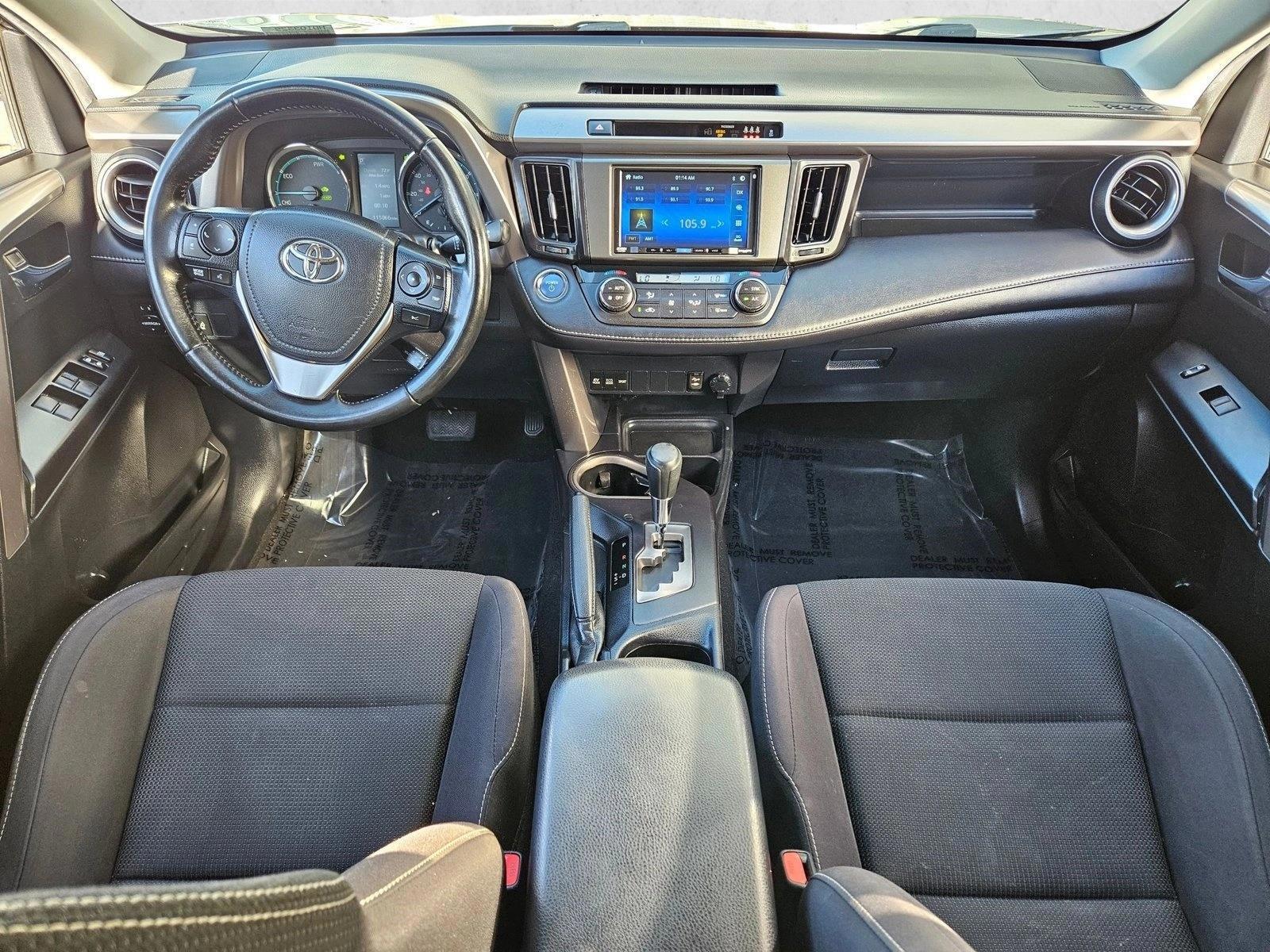 Thumbnail: 2017 Toyota RAV4 - 3