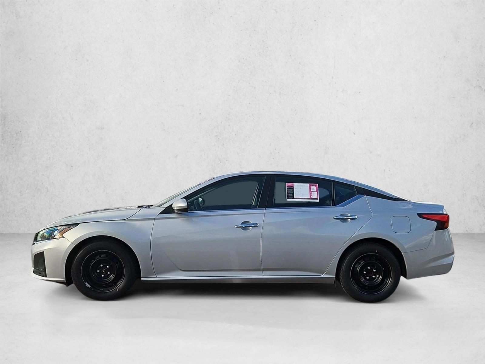 Thumbnail: 2023 Nissan Altima - 2