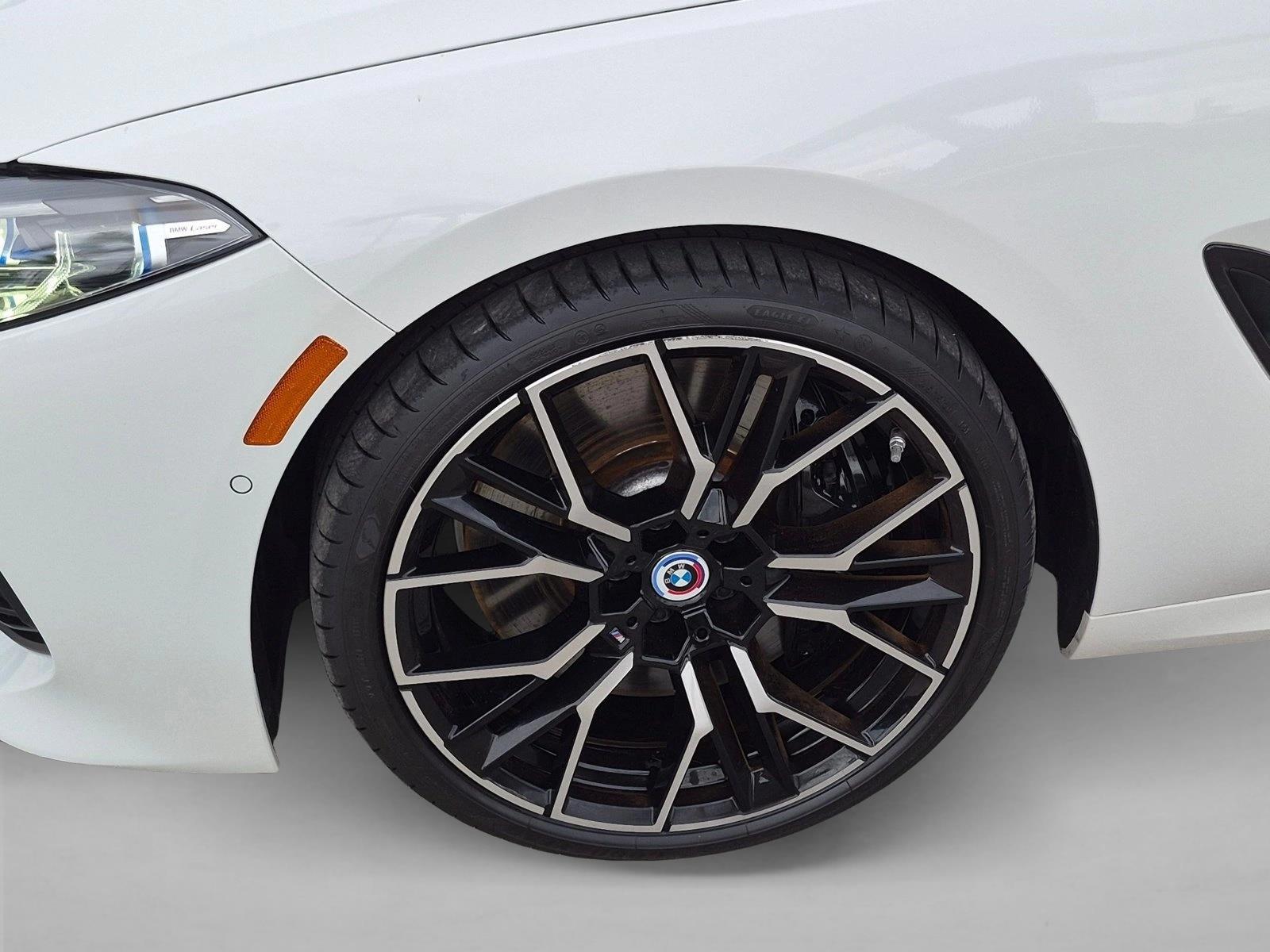2023 BMW 8 Series M850i - Photo 25