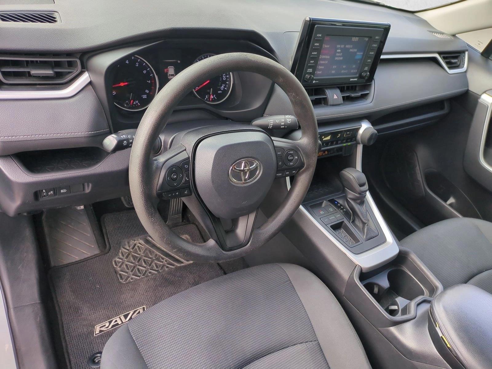 Thumbnail: 2020 Toyota RAV4 - 3
