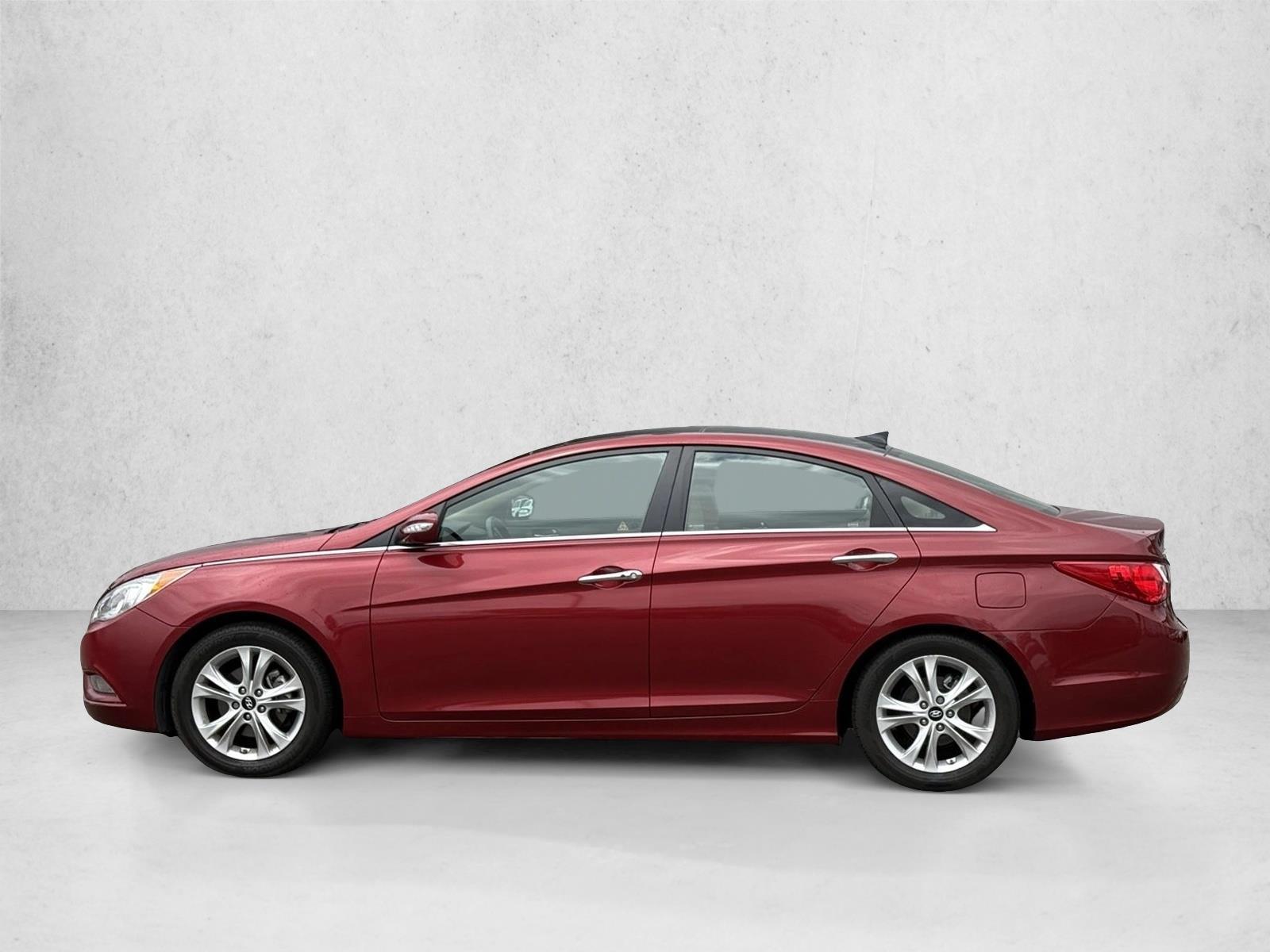 Thumbnail: 2013 Hyundai Sonata - 2