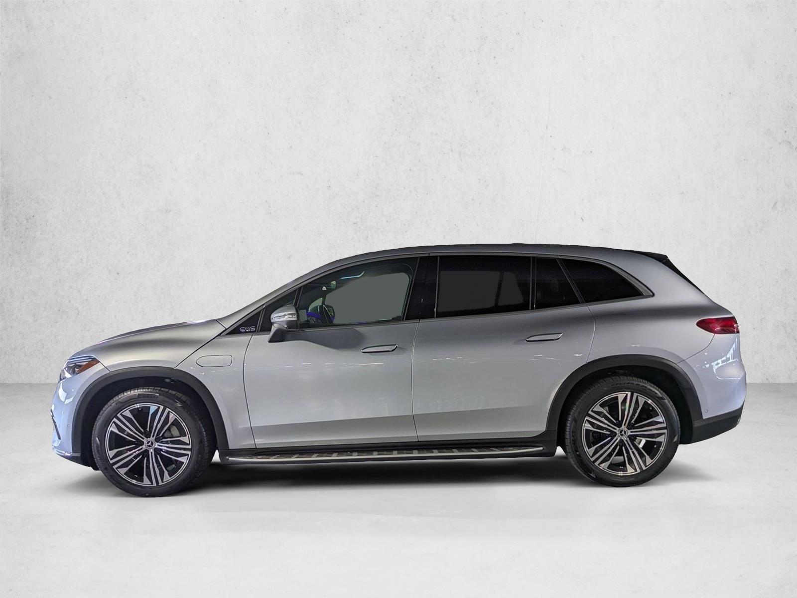 Thumbnail: 2023 Mercedes-Benz EQS - 2