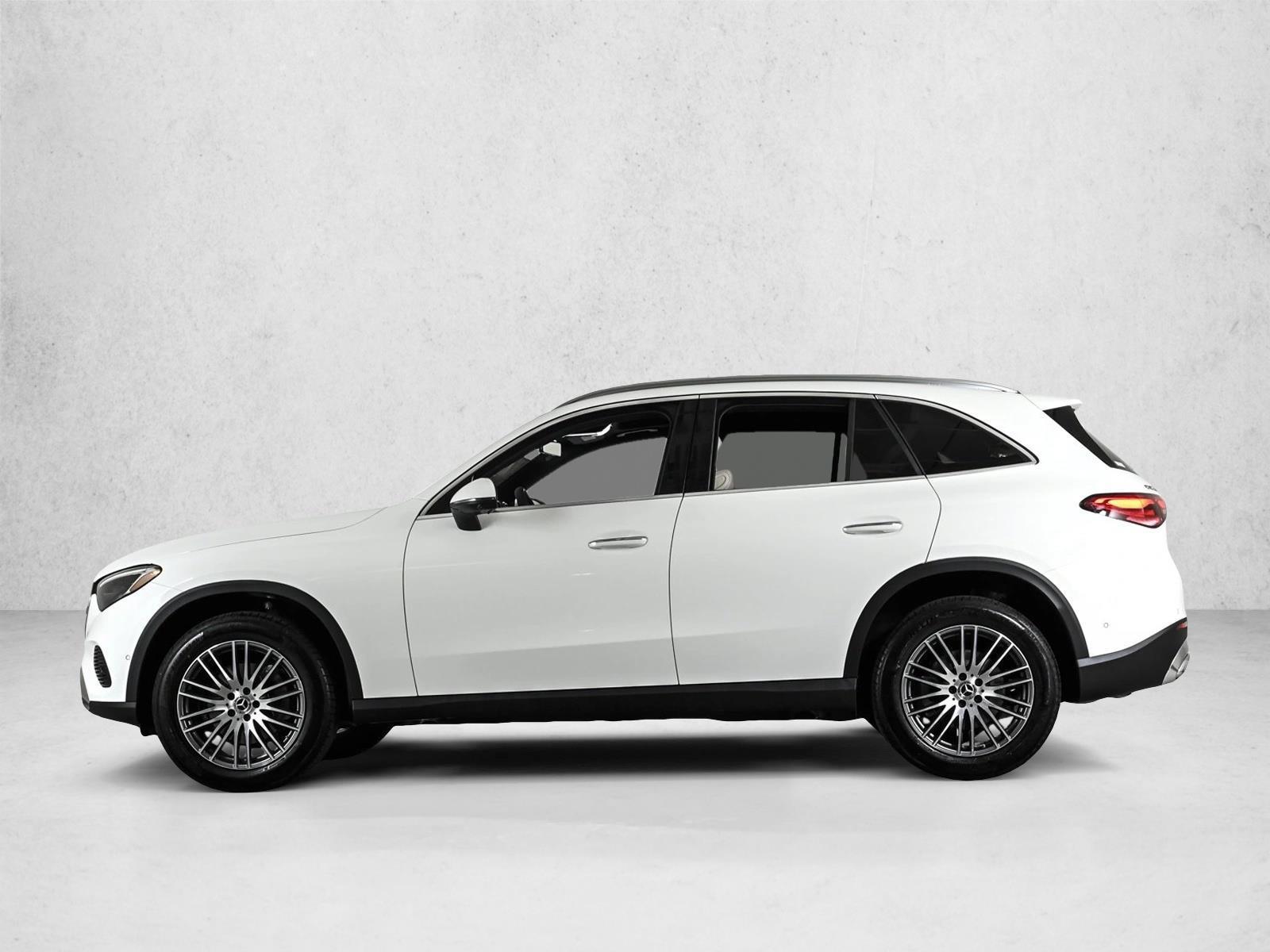 Thumbnail: 2027 Mercedes-Benz GLC - 2