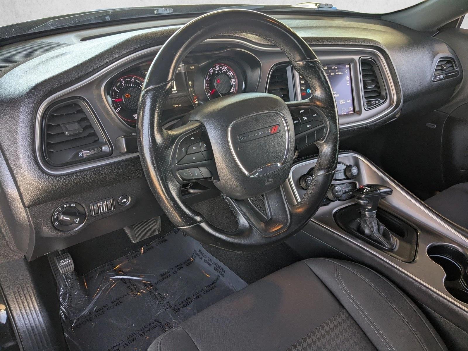 Thumbnail: 2019 Dodge Challenger - 3