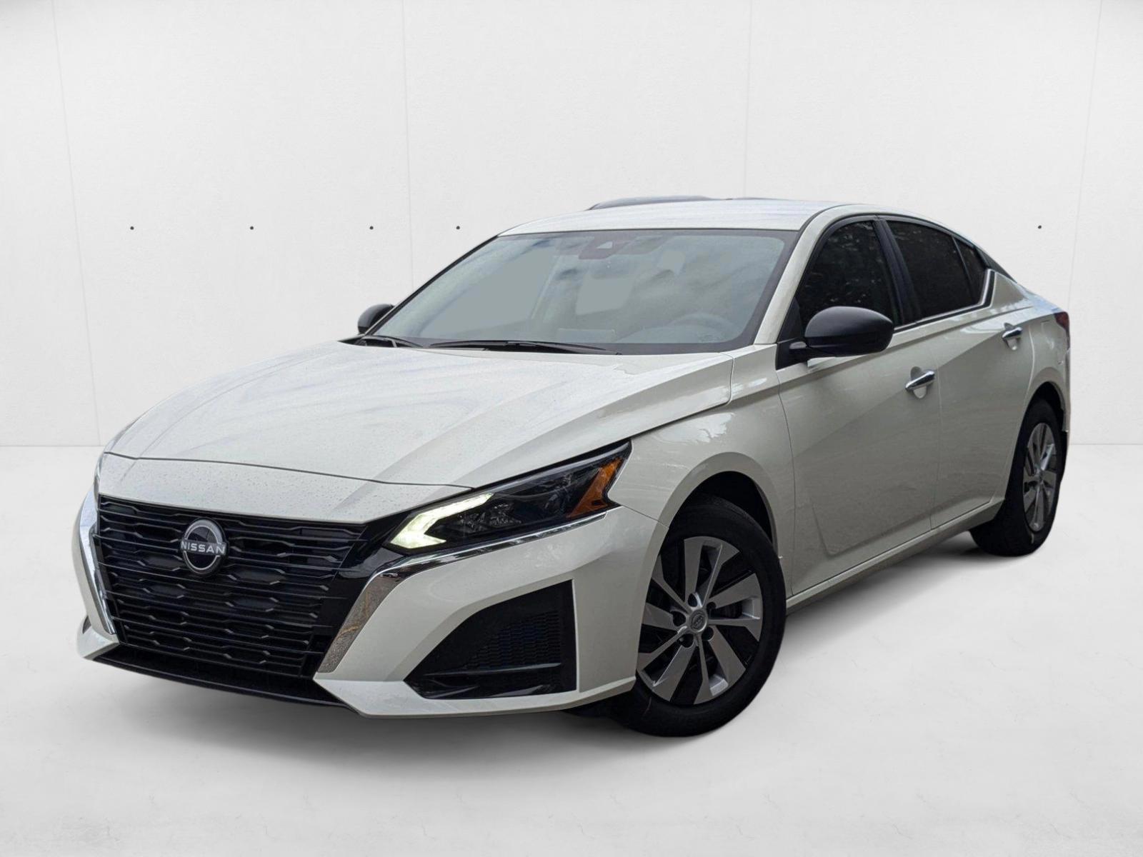 Thumbnail: 2025 Nissan Altima - 1