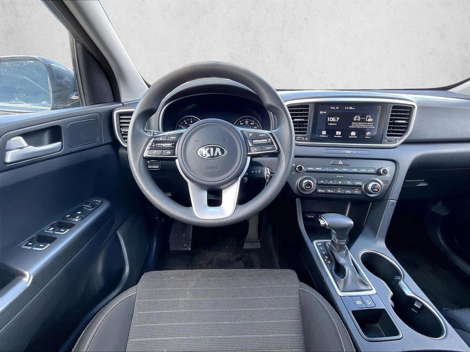 Thumbnail: 2020 Kia Sportage - 3
