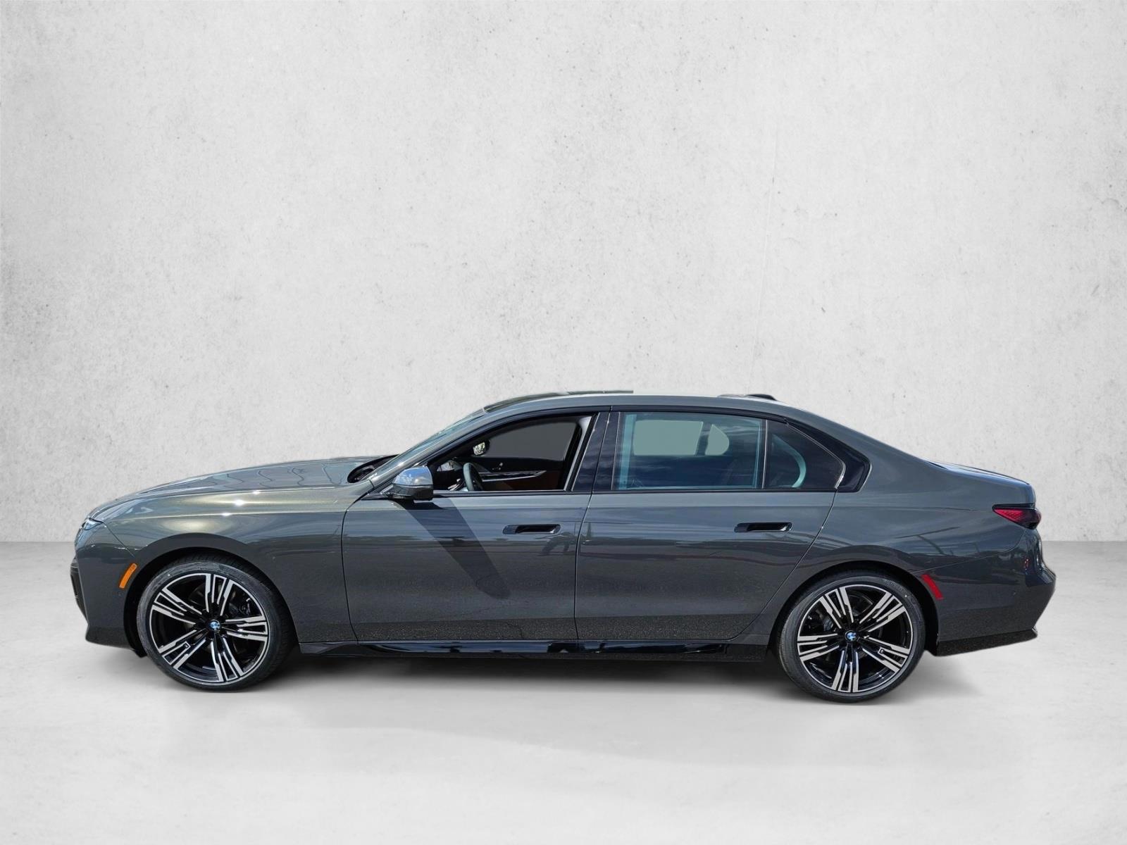 Thumbnail: 2026 BMW 7 Series - 2
