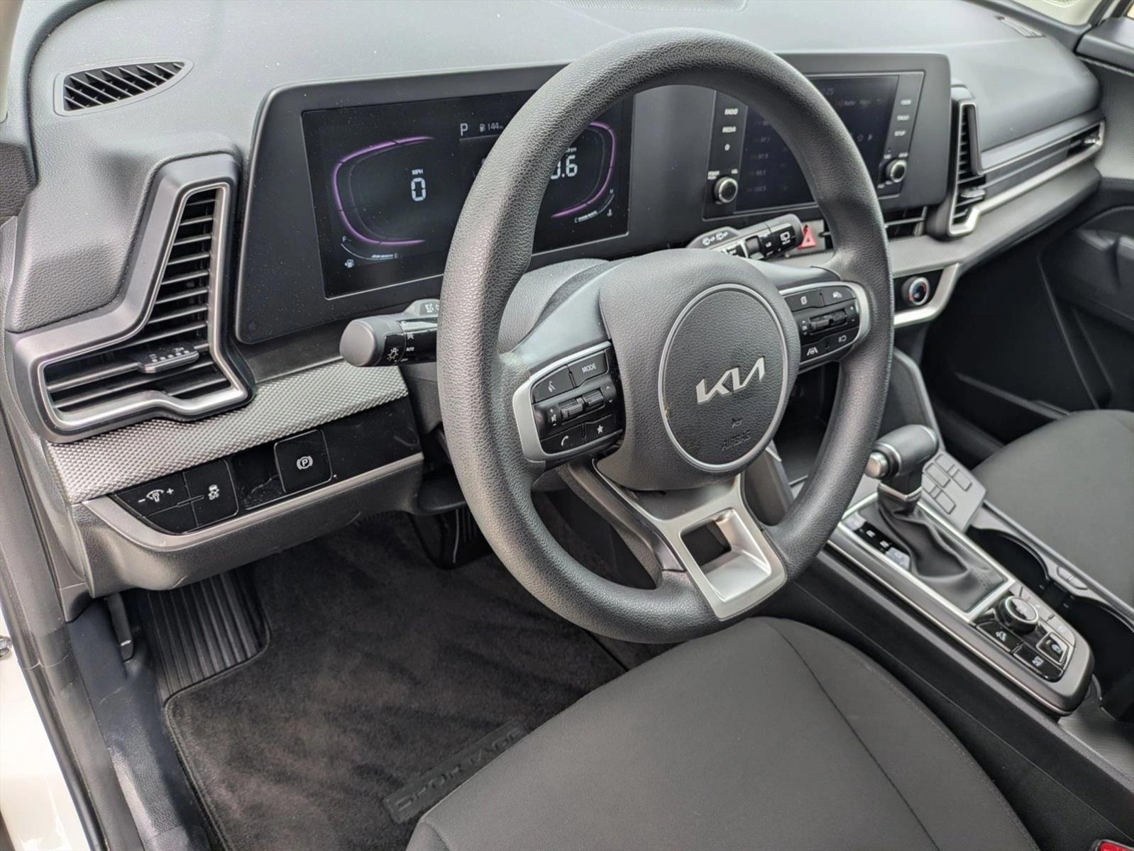 Thumbnail: 2025 Kia Sportage - 3