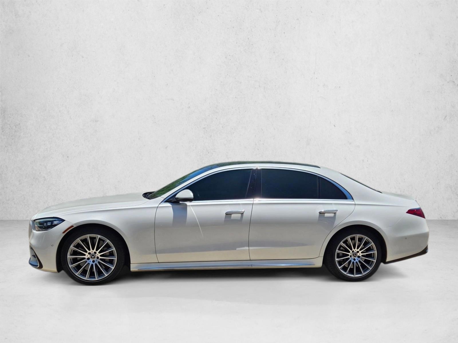 Thumbnail: 2023 Mercedes-Benz S-Class - 2