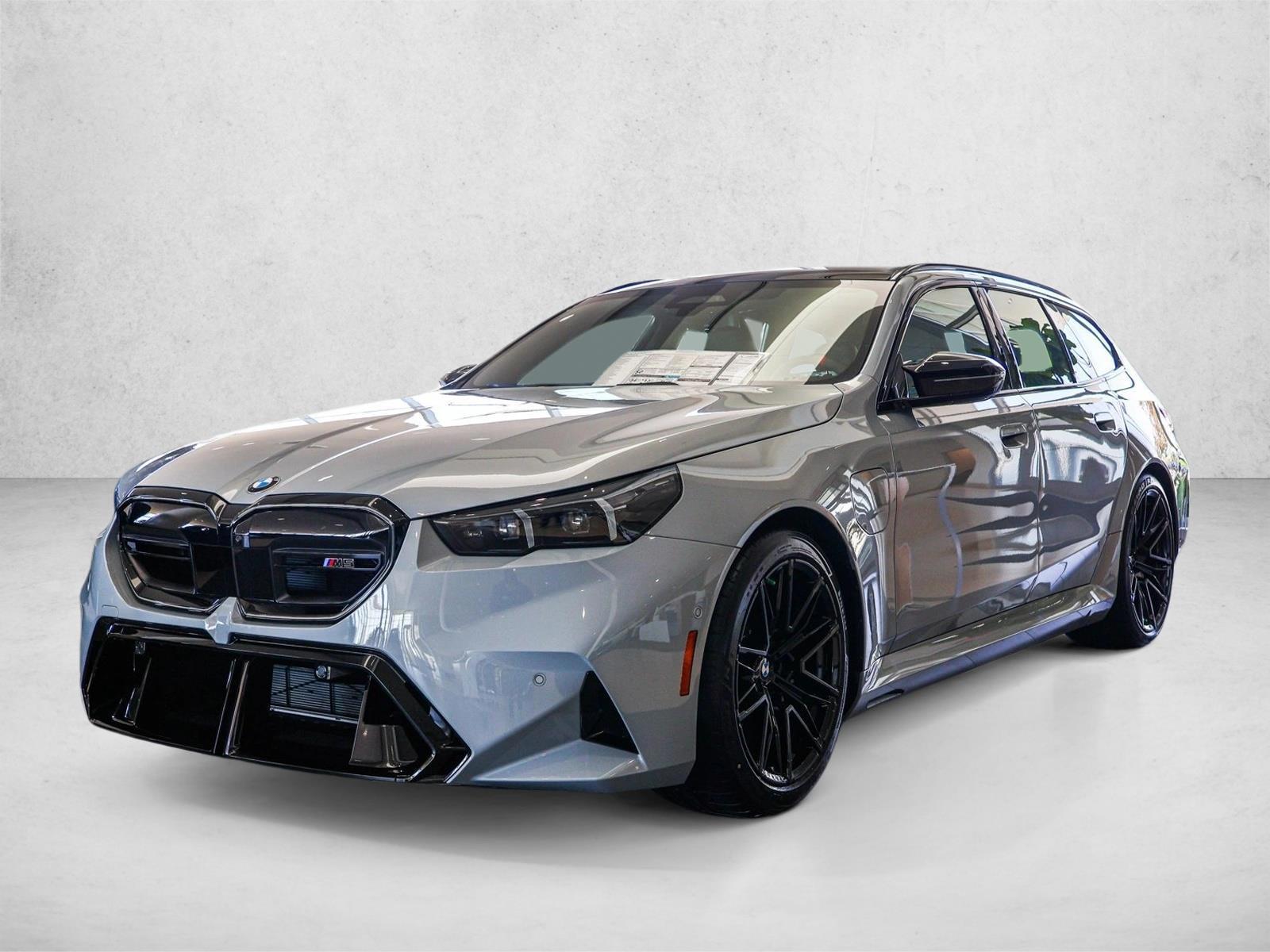 Thumbnail: 2027 BMW M5 - 1