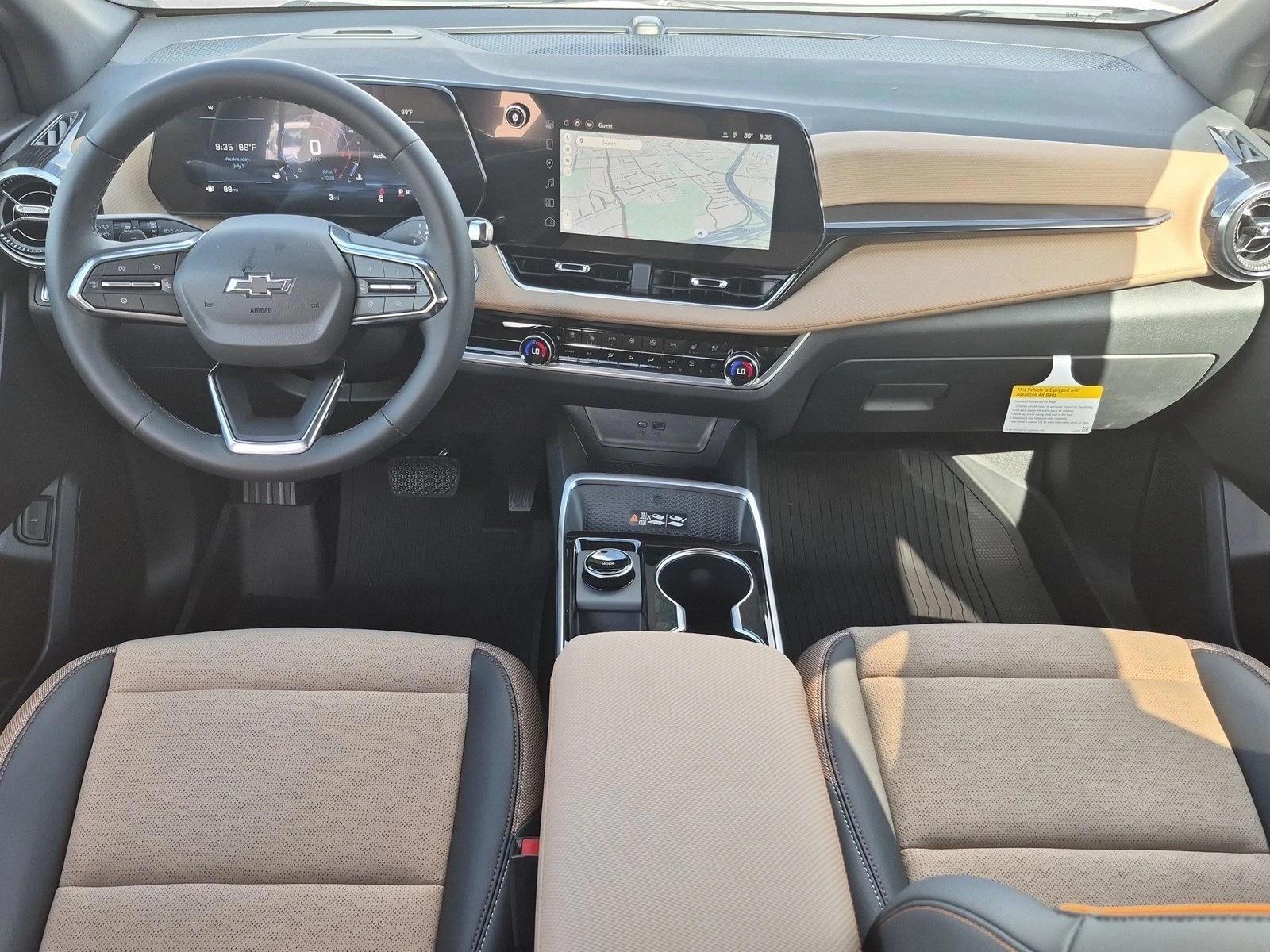 Thumbnail: 2026 Chevrolet Equinox - 3