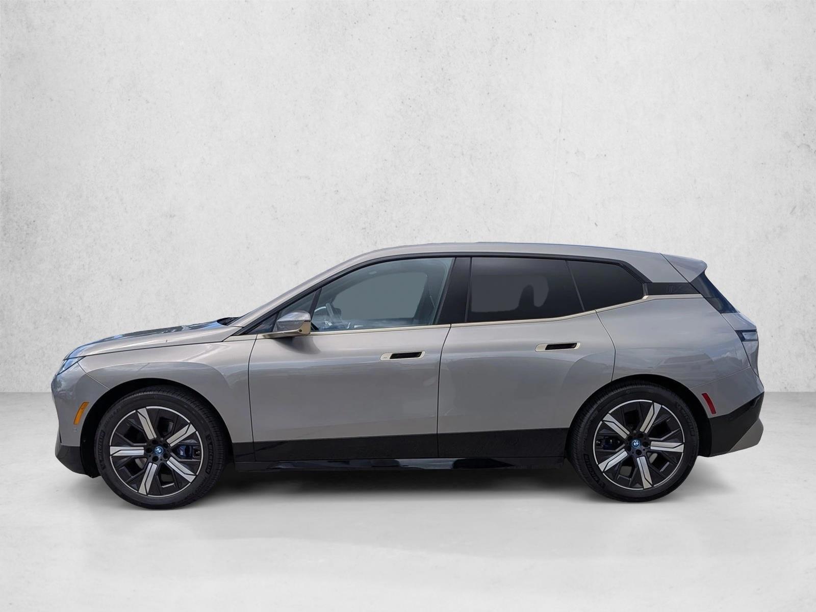 Thumbnail: 2023 BMW iX - 2