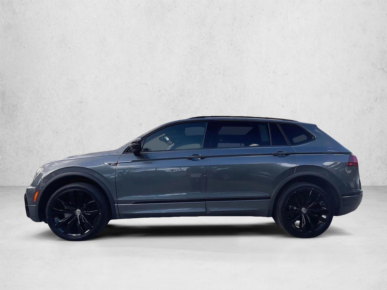 Thumbnail: 2021 Volkswagen Tiguan - 2
