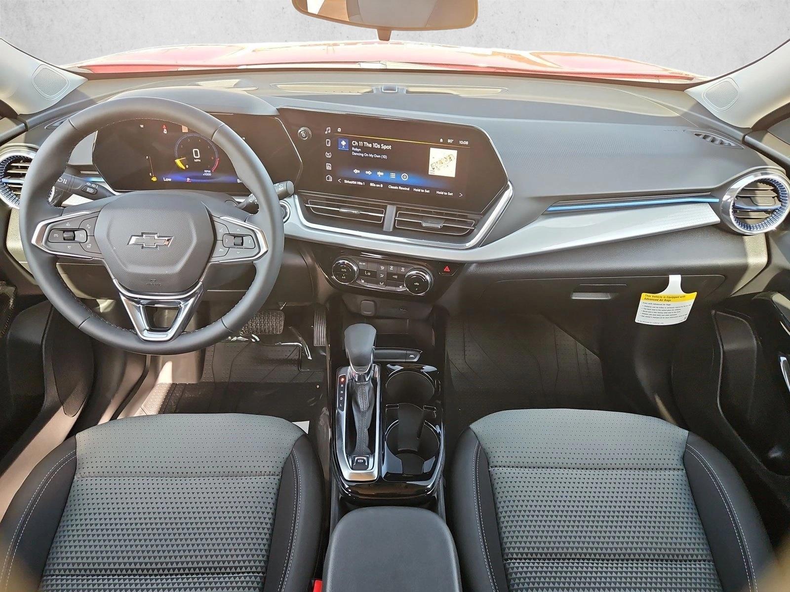 Thumbnail: 2026 Chevrolet Trax - 3