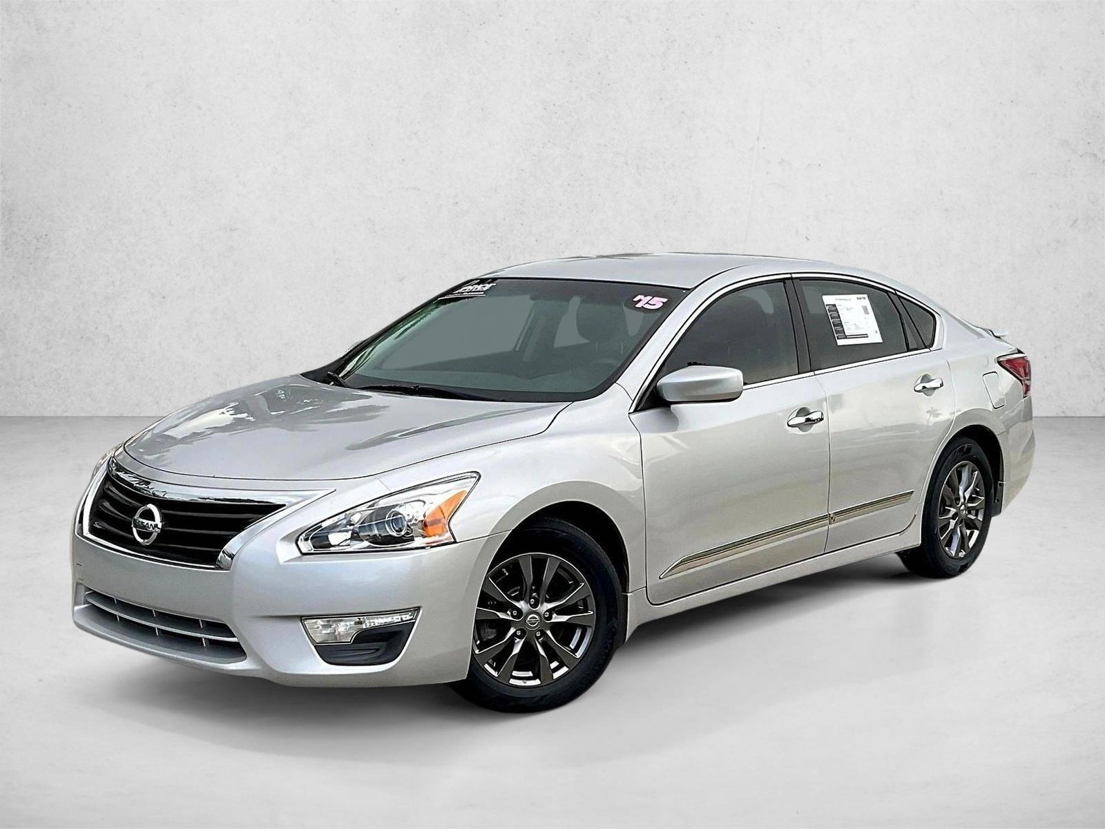 Thumbnail: 2015 Nissan Altima - 1