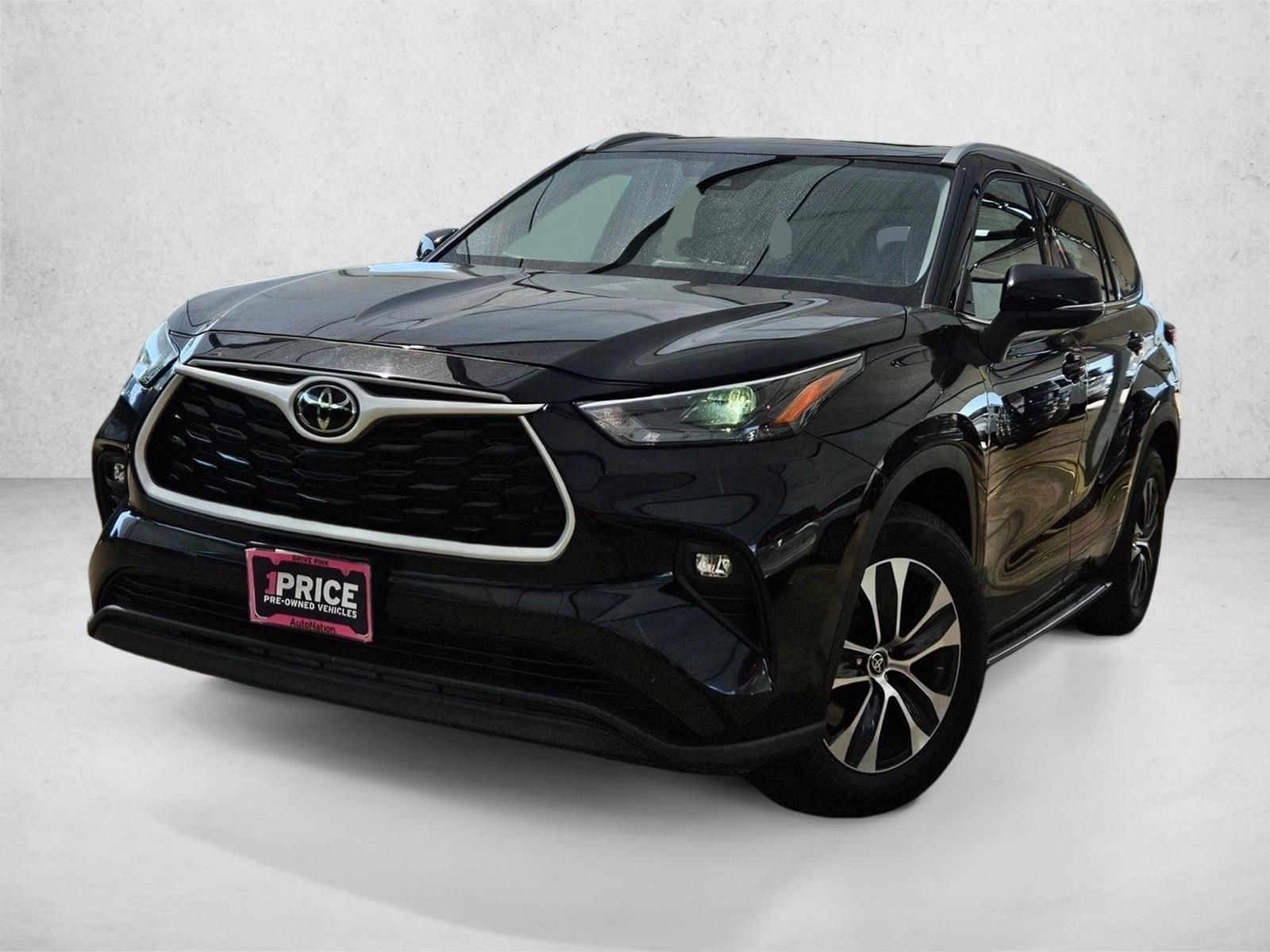 Thumbnail: 2022 Toyota Highlander - 1
