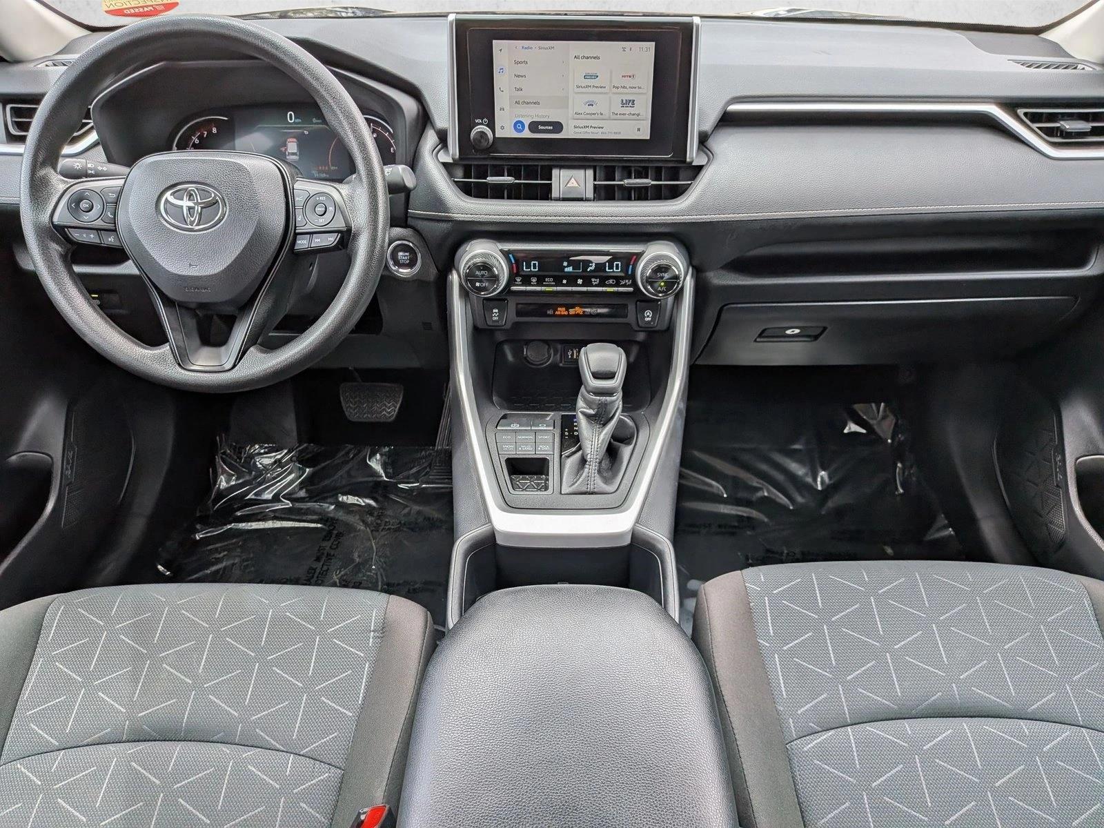 Thumbnail: 2025 Toyota RAV4 - 4