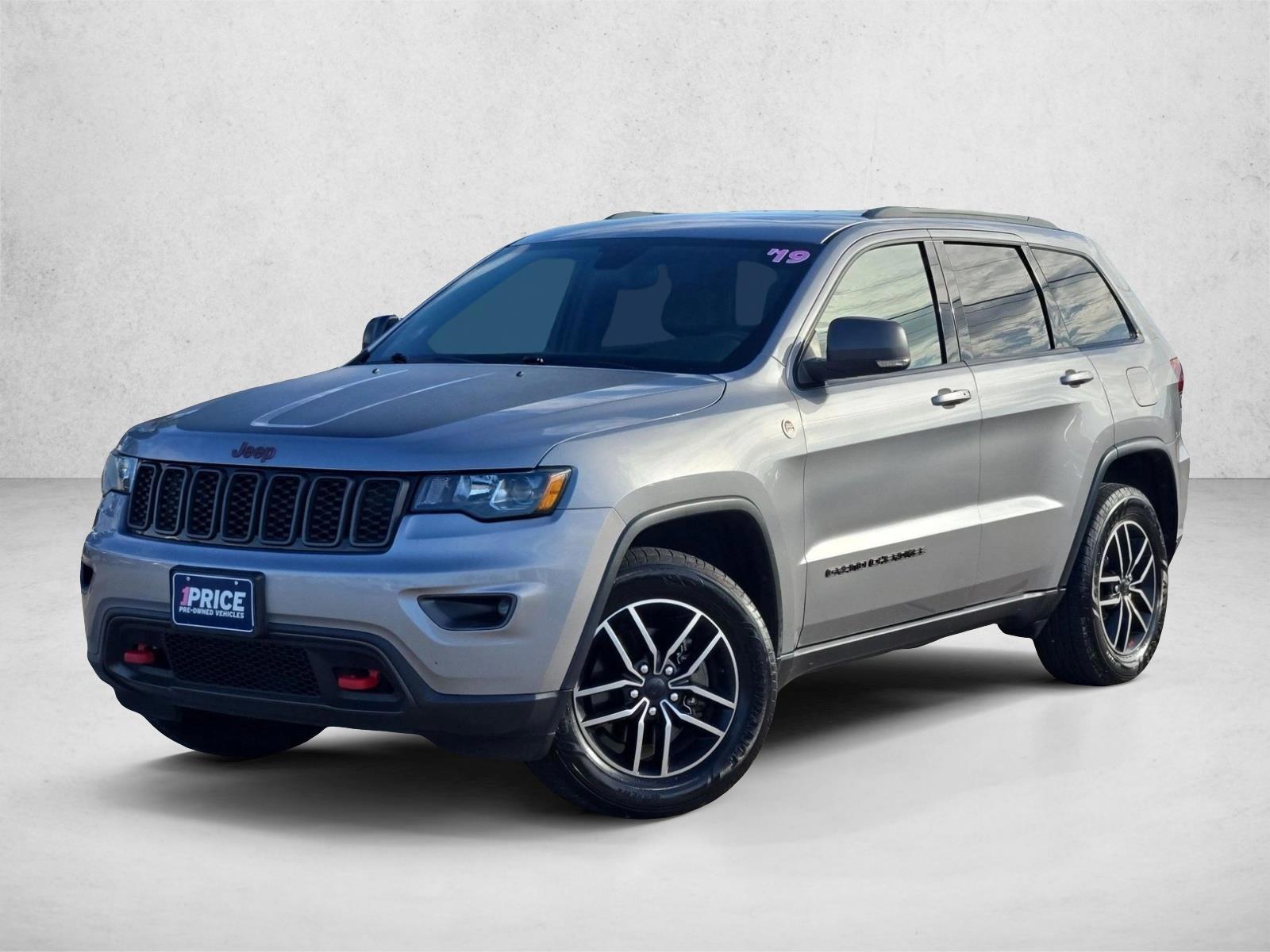 Thumbnail: 2019 Jeep Grand Cherokee - 1
