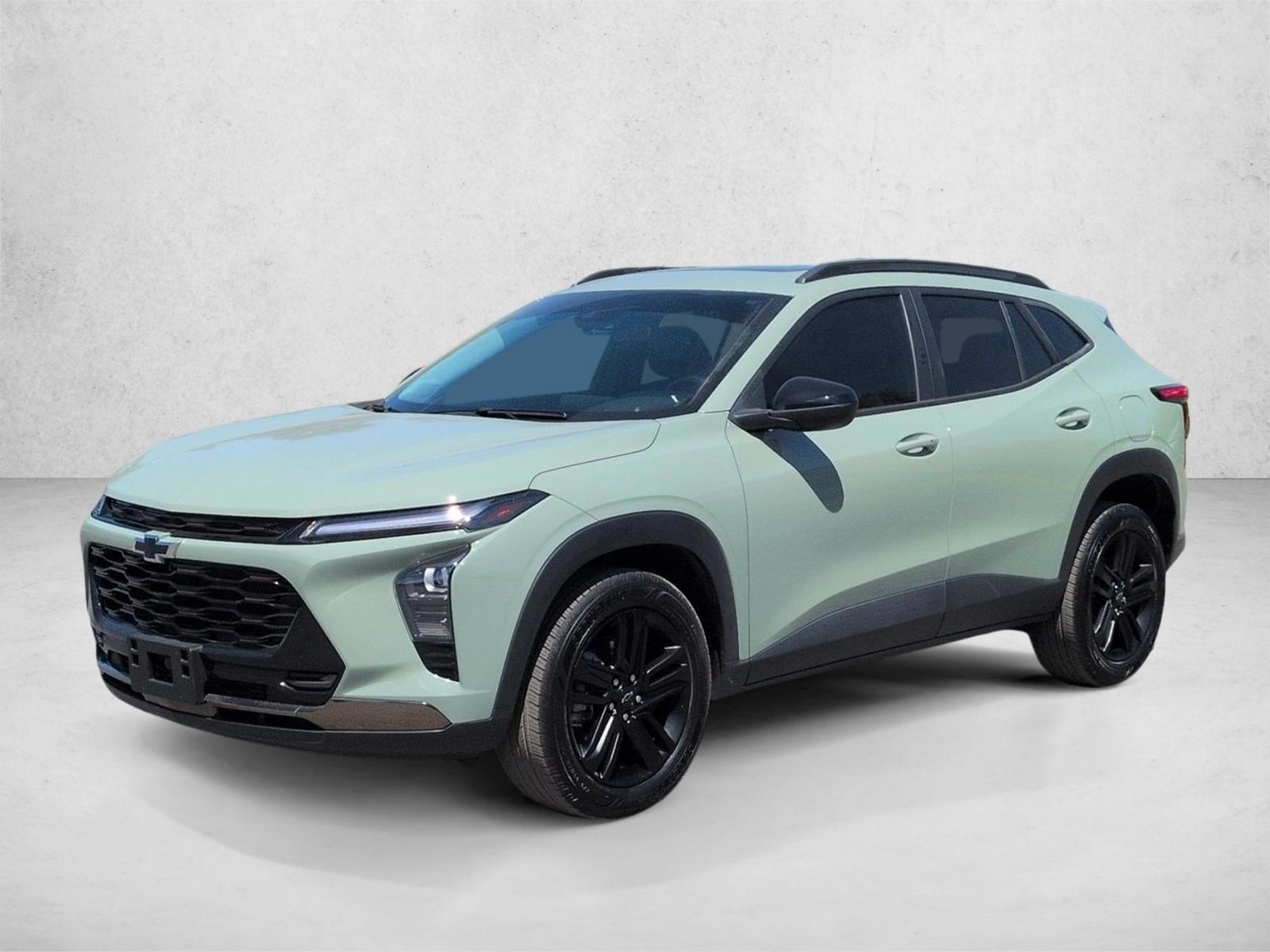 Thumbnail: 2024 Chevrolet Trax - 2