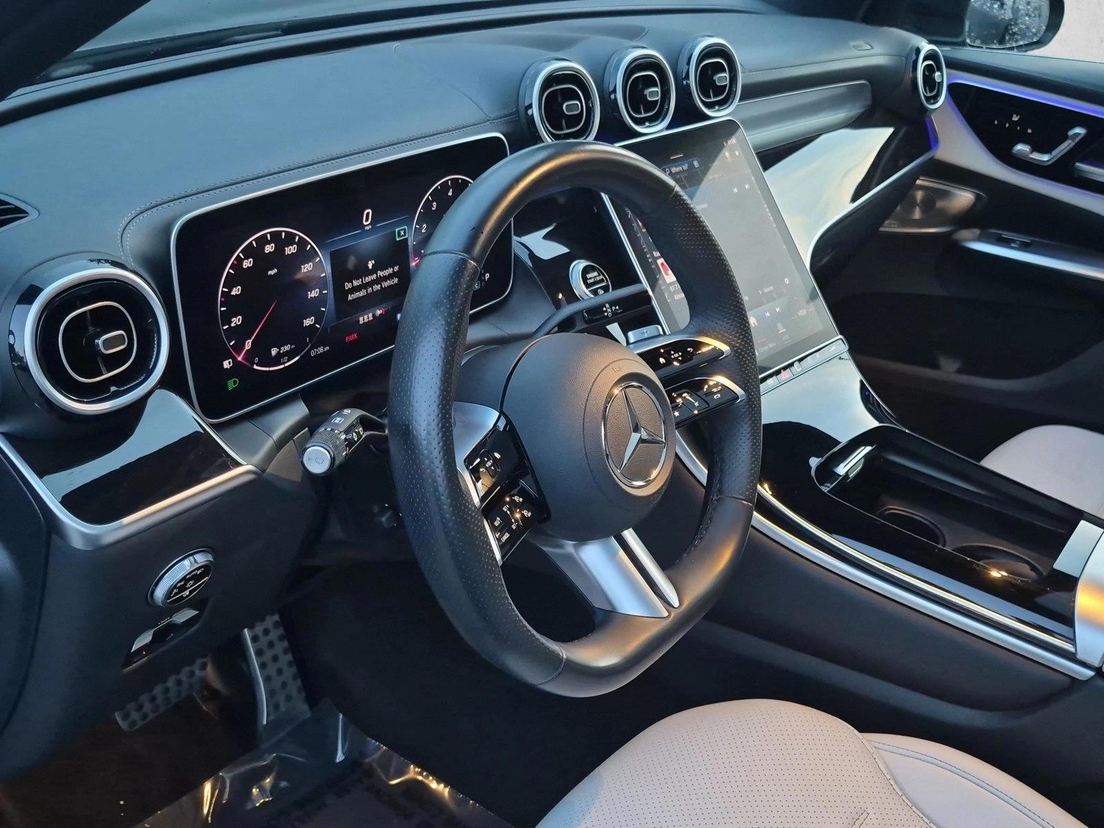 Thumbnail: 2024 Mercedes-Benz GLC - 3