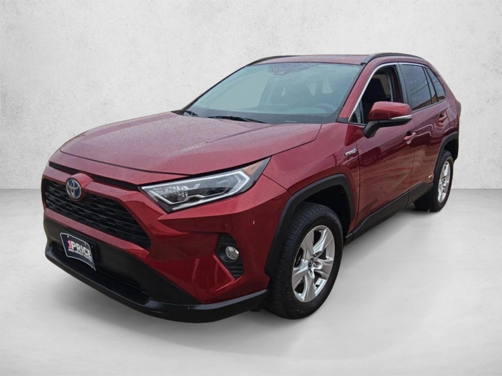 Thumbnail: 2020 Toyota RAV4 - 1