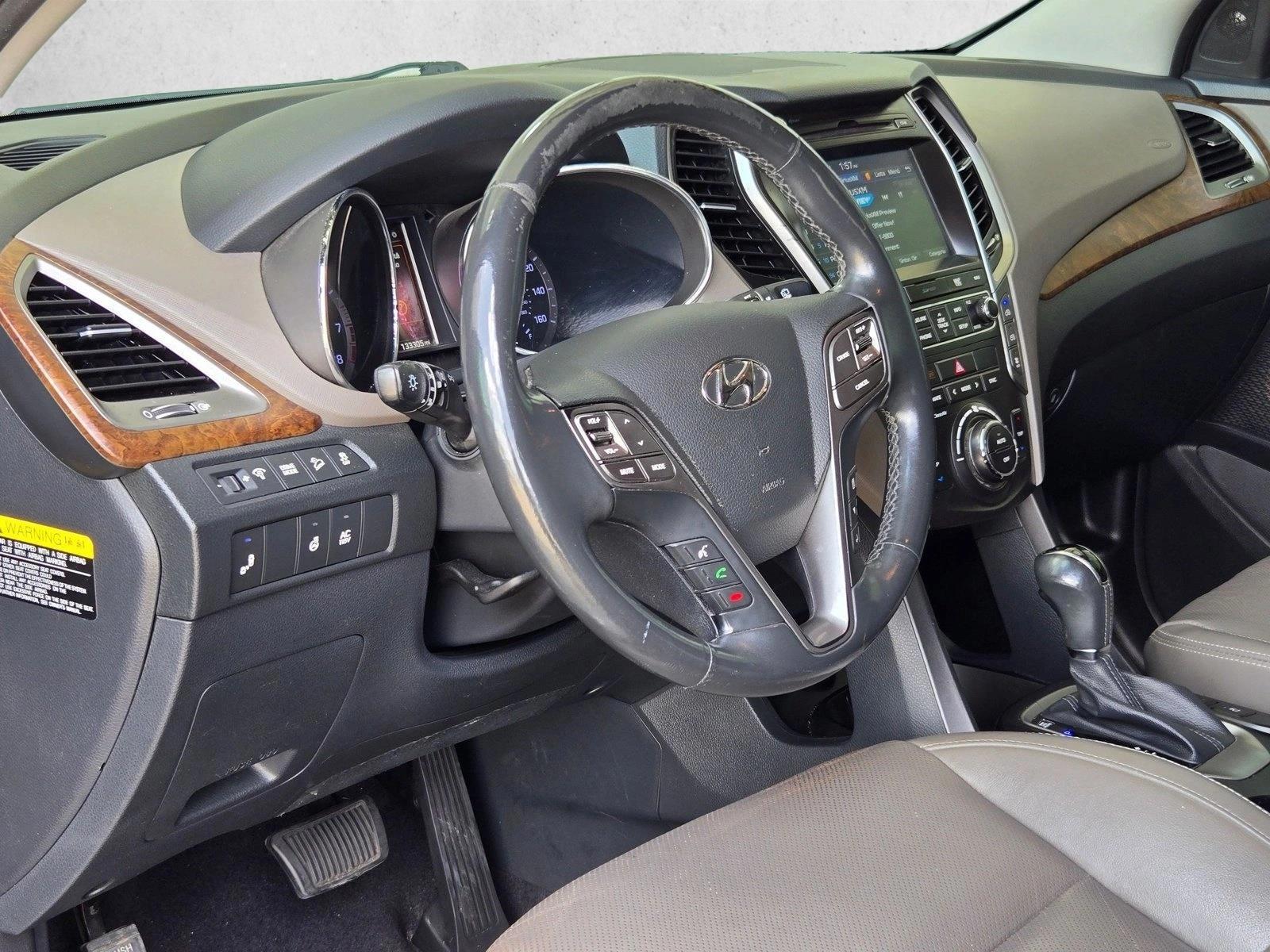 Thumbnail: 2017 Hyundai Santa Fe - 3