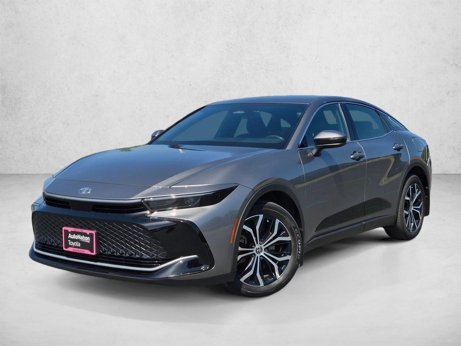 Thumbnail: 2023 Toyota Crown - 1