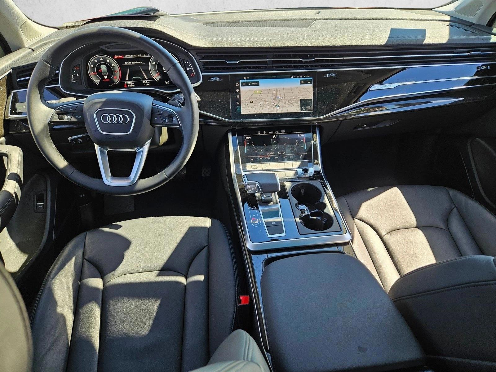Thumbnail: 2023 Audi Q7 - 3